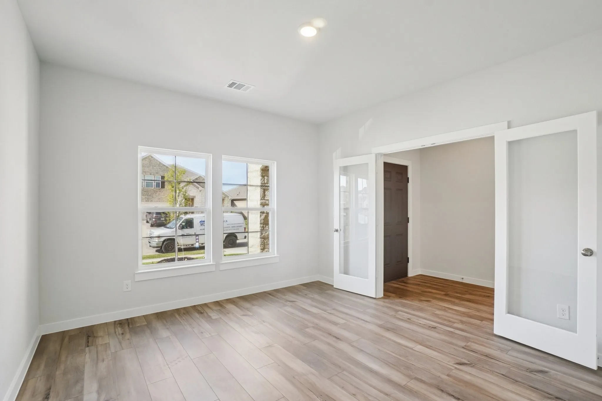 Single Family Residence For Sale in Kaufman County , 733 Vineyard Way, Forney, Texas 75126, 4 Bedroom, 3 Bathroom, 3 Garage spaces, 2,730 Sqft, built in 2025, New Construction - Incomplete, mls#21136715, Real Estate Agent in Forney, Homes For Sale in Kaufman county, Homes For Sale in Forney, Realtor in Forney Texas, Real Estate Brokerage Independent Realty Texas, Luminita Cordes Realtor