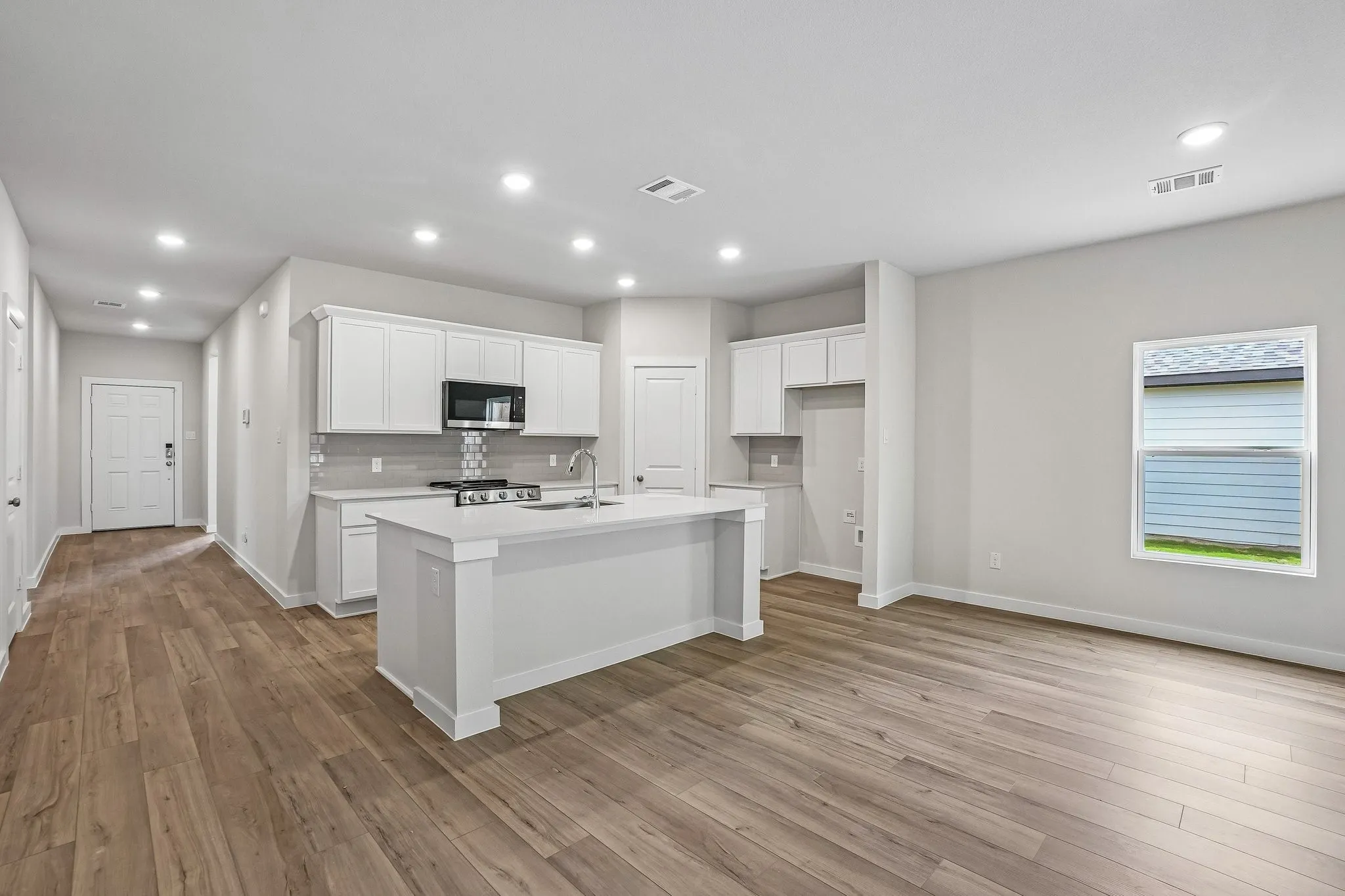 Single Family Residence For Sale in Parker County , 369 Declan Street, Springtown, Texas 76082, 4 Bedroom, 2 Bathroom, 2 Garage spaces, 2,013 Sqft, built in 2025, New Construction - Incomplete, mls#21136768, Real Estate Agent in Springtown, Homes For Sale in Parker county, Homes For Sale in Springtown, Realtor in Springtown Texas, Real Estate Brokerage Independent Realty Texas, Luminita Cordes Realtor