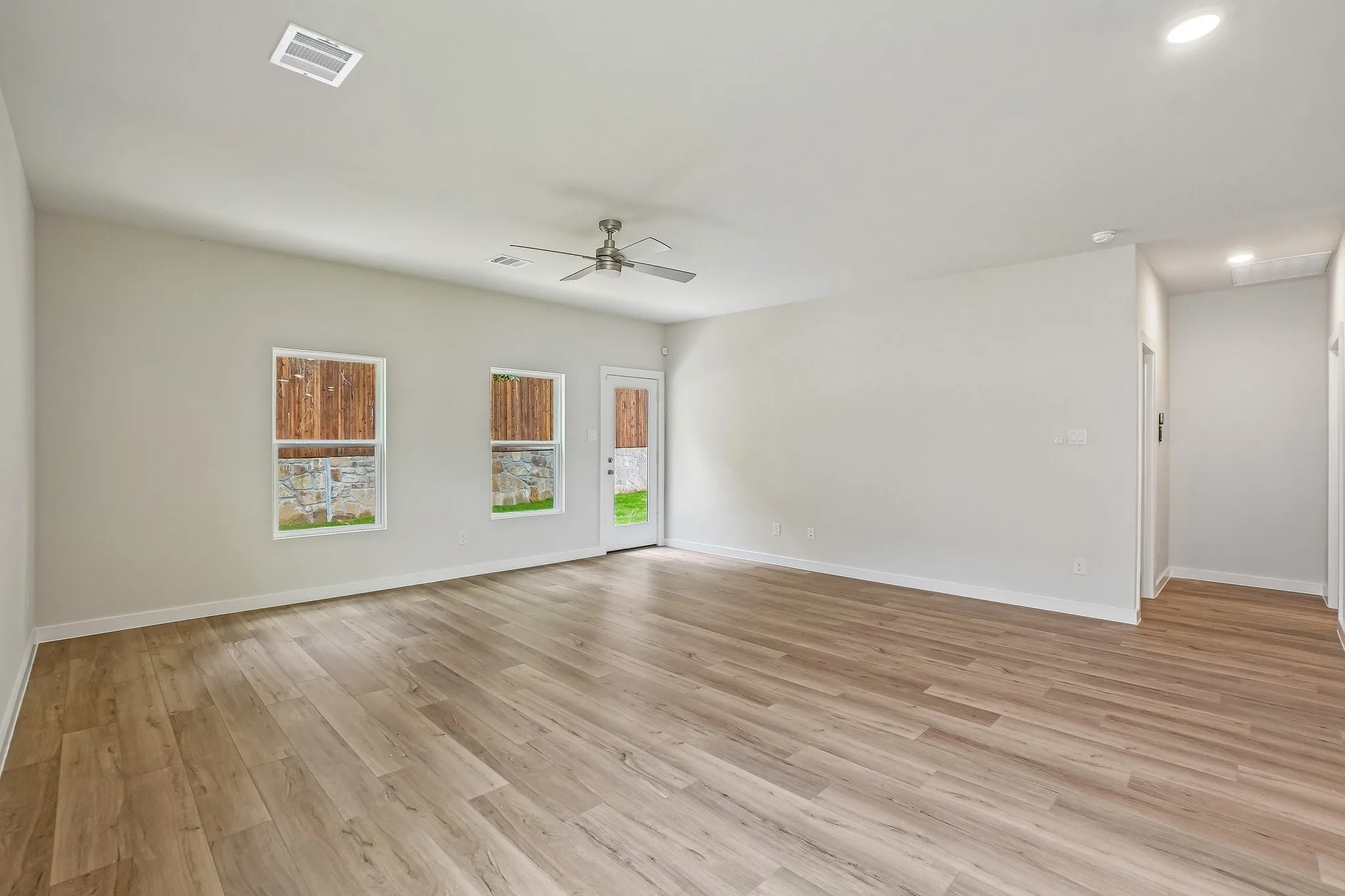 Single Family Residence For Sale in Parker County , 369 Declan Street, Springtown, Texas 76082, 4 Bedroom, 2 Bathroom, 2 Garage spaces, 2,013 Sqft, built in 2025, New Construction - Incomplete, mls#21136768, Real Estate Agent in Springtown, Homes For Sale in Parker county, Homes For Sale in Springtown, Realtor in Springtown Texas, Real Estate Brokerage Independent Realty Texas, Luminita Cordes Realtor