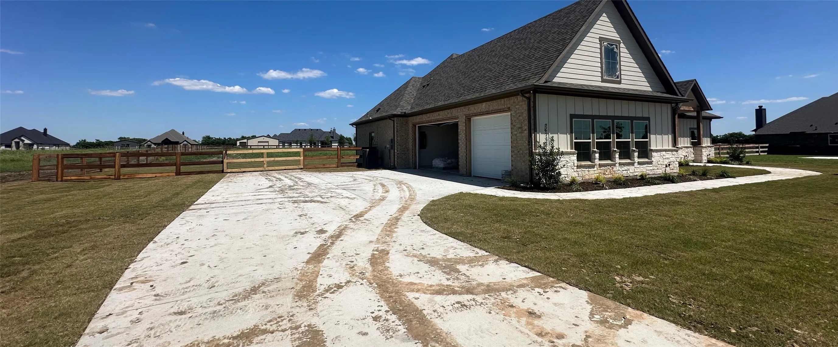 Single Family Residence For Sale in Denton County , 9424 Bluestem Lane, Dish, Texas 76247, 3 Bedroom, 3 Bathroom, 3 Garage spaces, 2,519 Sqft, built in 2026, New Construction - Incomplete, mls#21136000, Real Estate Agent in Dish, Homes For Sale in Denton county, Homes For Sale in Dish, Realtor in Dish Texas, Real Estate Brokerage Independent Realty Texas, Luminita Cordes Realtor