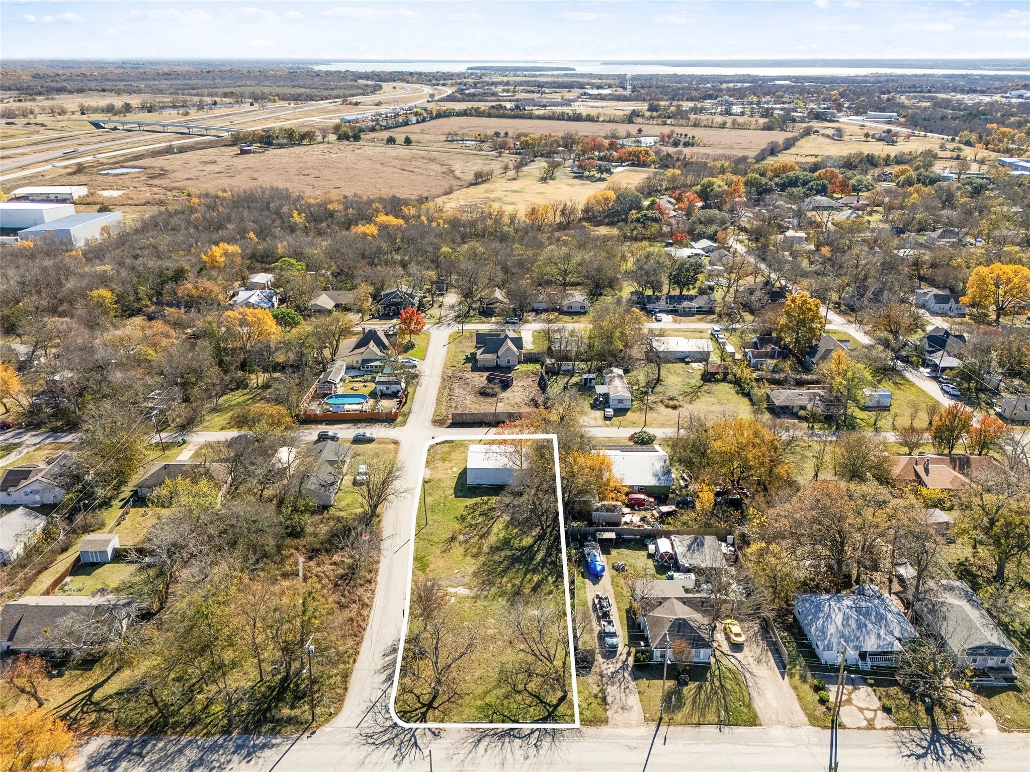Improved Land For Sale in Kaufman County , 715 E 10TH Street, Kemp, Texas 75143, 0, 0, Garage spaces, 0 Sqft, built in 2003, mls#21136837, Real Estate Agent in Kemp, Homes For Sale in Kaufman county, Homes For Sale in Kemp, Realtor in Kemp Texas, Real Estate Brokerage Independent Realty Texas, Luminita Cordes Realtor