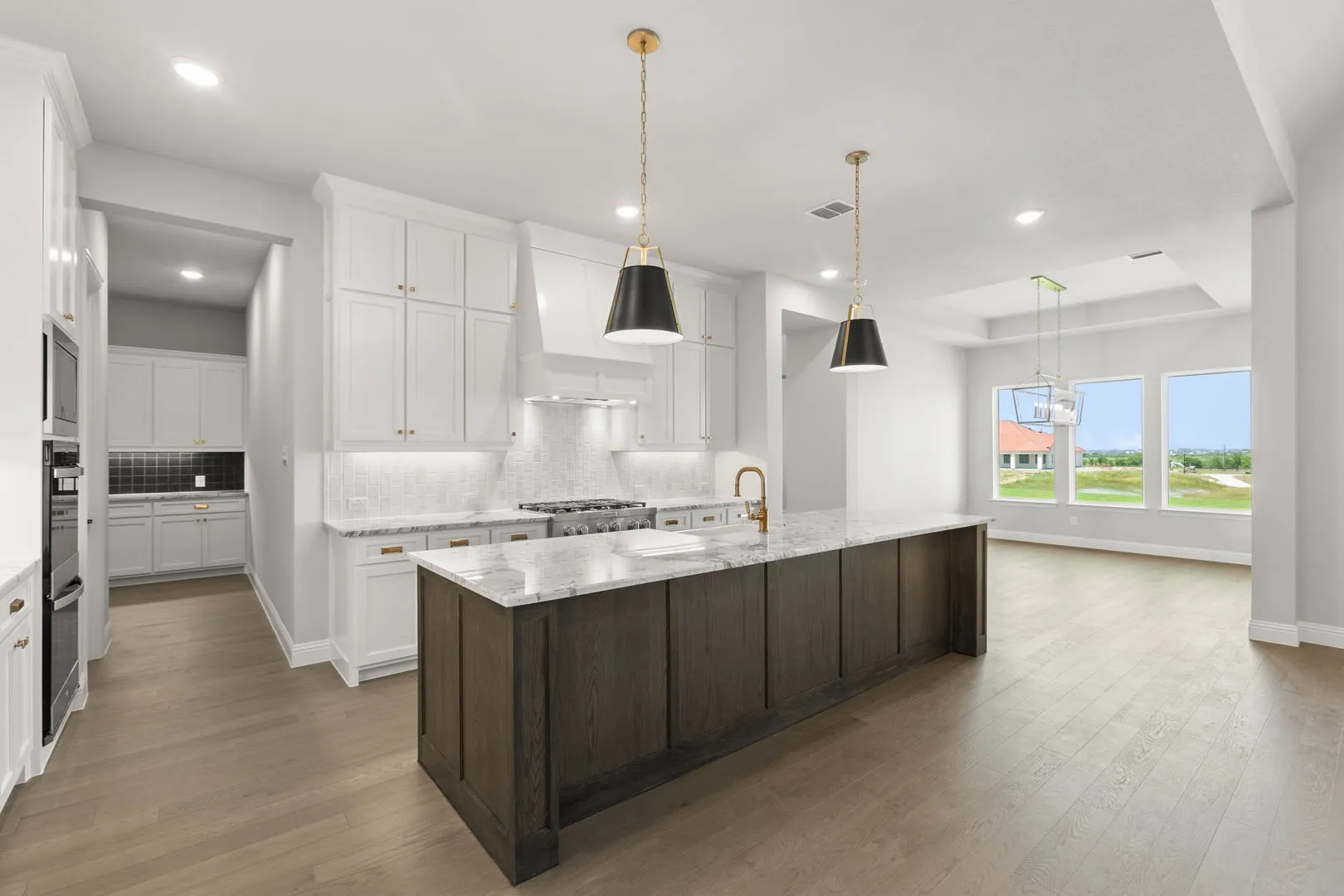 3116 Apple Creek-Patio-1