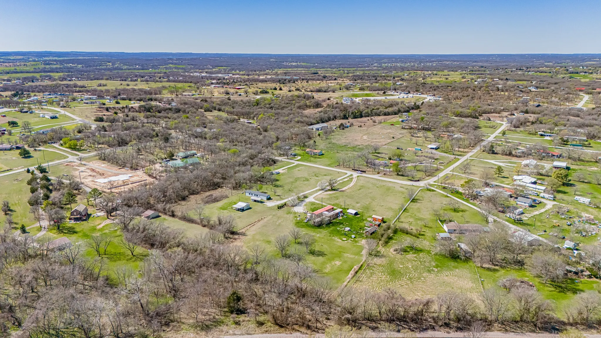 Mobile Home For Sale in Wise County , 528 Stonegate Drive, Paradise, Texas 76073, 3 Bedroom, 1 Bathroom, Garage spaces, 2,488 Sqft, built in 1983, mls#21137068, Real Estate Agent in Paradise, Homes For Sale in Wise county, Homes For Sale in Paradise, Realtor in Paradise Texas, Real Estate Brokerage Independent Realty Texas, Luminita Cordes Realtor