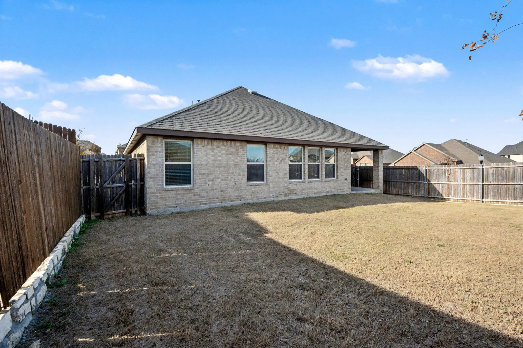 Single Family Residence For Sale in Denton County , 3616 Sabine Drive, Little Elm, Texas 75068, 4 Bedroom, 2 Bathroom, 2 Garage spaces, 2,033 Sqft, built in 2019, mls#21136760, Real Estate Agent in Little Elm, Homes For Sale in Denton county, Homes For Sale in Little Elm, Realtor in Little Elm Texas, Real Estate Brokerage Independent Realty Texas, Luminita Cordes Realtor
