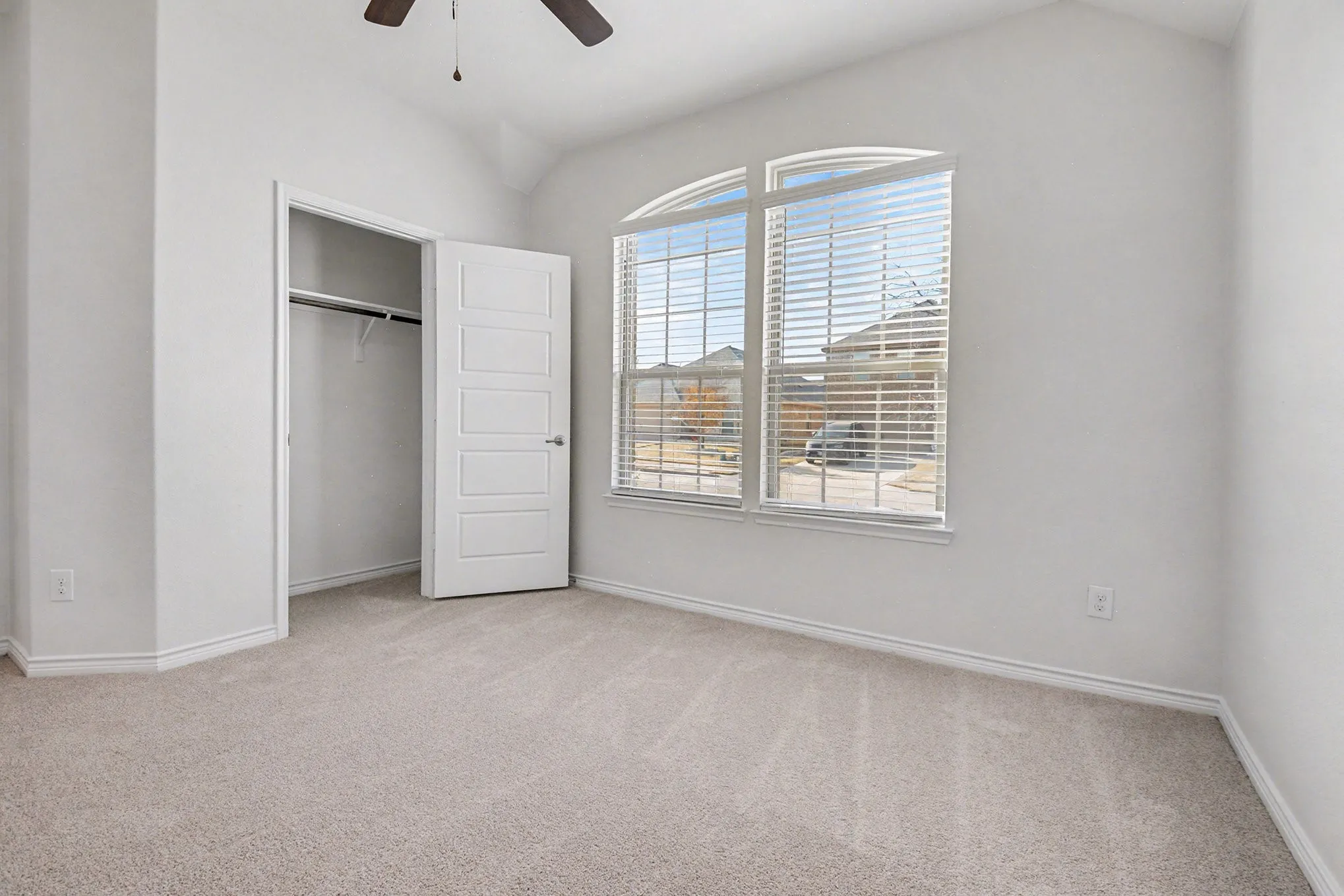 Single Family Residence For Sale in Denton County , 3616 Sabine Drive, Little Elm, Texas 75068, 4 Bedroom, 2 Bathroom, 2 Garage spaces, 2,033 Sqft, built in 2019, mls#21136760, Real Estate Agent in Little Elm, Homes For Sale in Denton county, Homes For Sale in Little Elm, Realtor in Little Elm Texas, Real Estate Brokerage Independent Realty Texas, Luminita Cordes Realtor