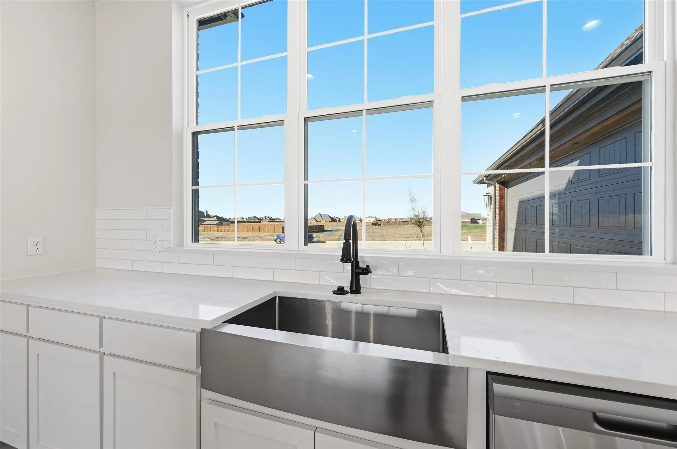 Single Family Residence For Sale in Johnson County , 12984 Little Wolf, Godley, Texas 76044, 3 Bedroom, 2 Bathroom, 2 Garage spaces, 2,600 Sqft, built in 2025, New Construction - Incomplete, mls#21137102, Real Estate Agent in Godley, Homes For Sale in Johnson county, Homes For Sale in Godley, Realtor in Godley Texas, Real Estate Brokerage Independent Realty Texas, Luminita Cordes Realtor