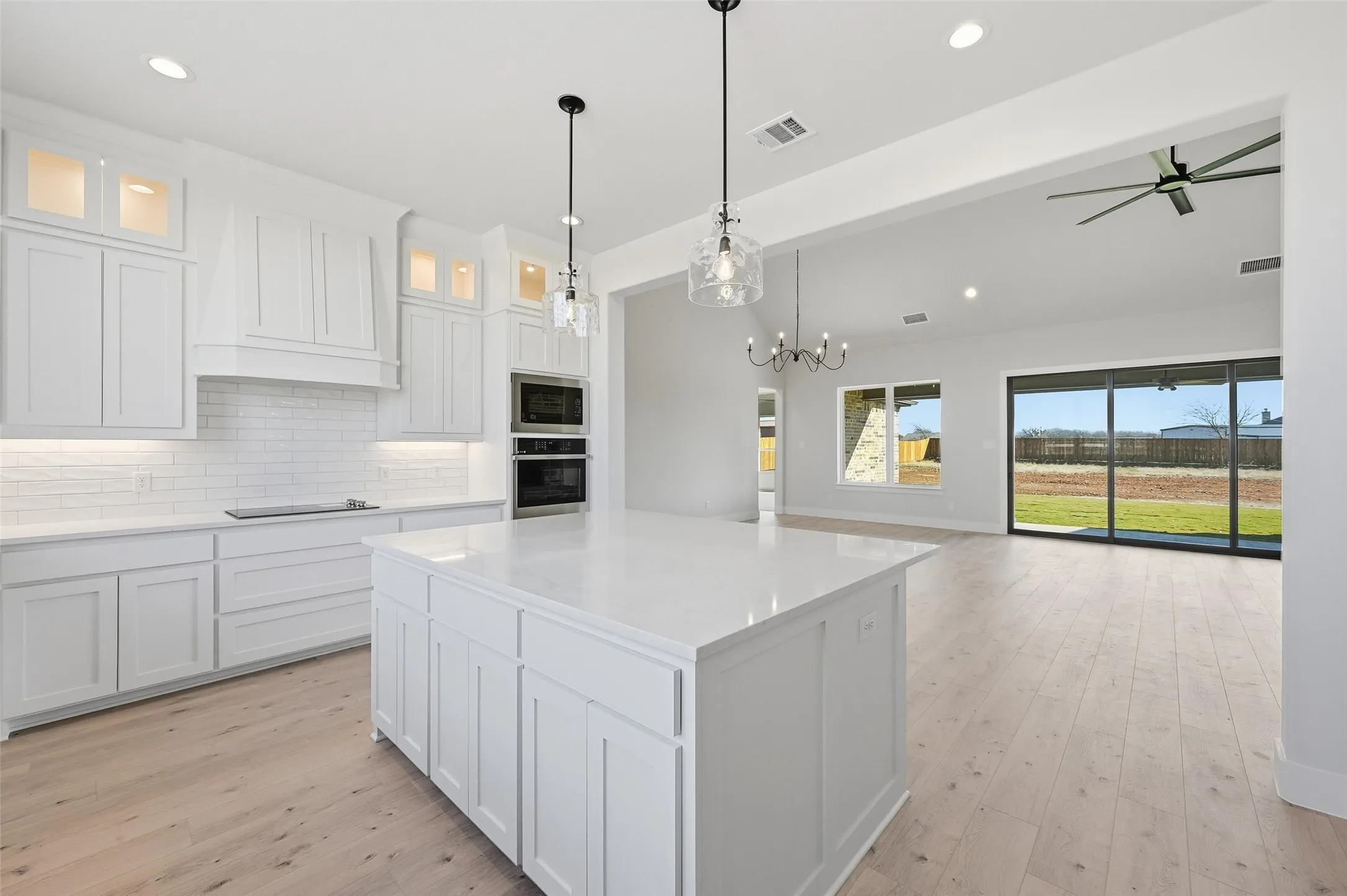 Single Family Residence For Sale in Johnson County , 12984 Little Wolf, Godley, Texas 76044, 3 Bedroom, 2 Bathroom, 2 Garage spaces, 2,600 Sqft, built in 2025, New Construction - Incomplete, mls#21137102, Real Estate Agent in Godley, Homes For Sale in Johnson county, Homes For Sale in Godley, Realtor in Godley Texas, Real Estate Brokerage Independent Realty Texas, Luminita Cordes Realtor
