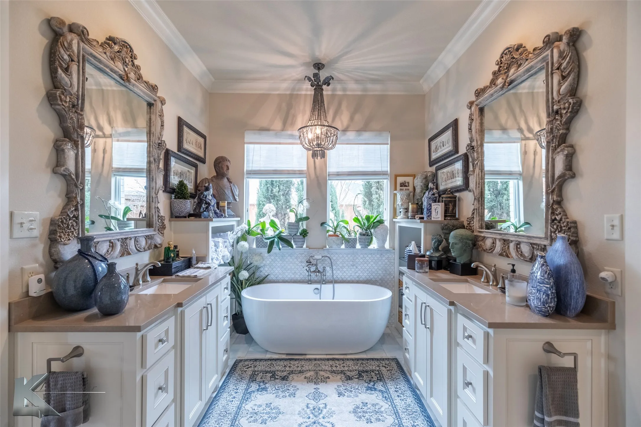 Single Family Residence For Sale in Taylor County , 6725 Goodnight Loving Trail, Abilene, Texas 79606, 4 Bedrooms, 4 Bathrooms, 2 Garage spaces, 3,188 Sqft, built in 2015, Preowned, Price $699,500, mls#21137033, Real Estate Agent in Abilene, Homes For Sale in Taylor county, Homes For Sale in Abilene, Realtor in Abilene Texas, Real Estate Brokerage Independent Realty Texas, Luminita Cordes Realtor