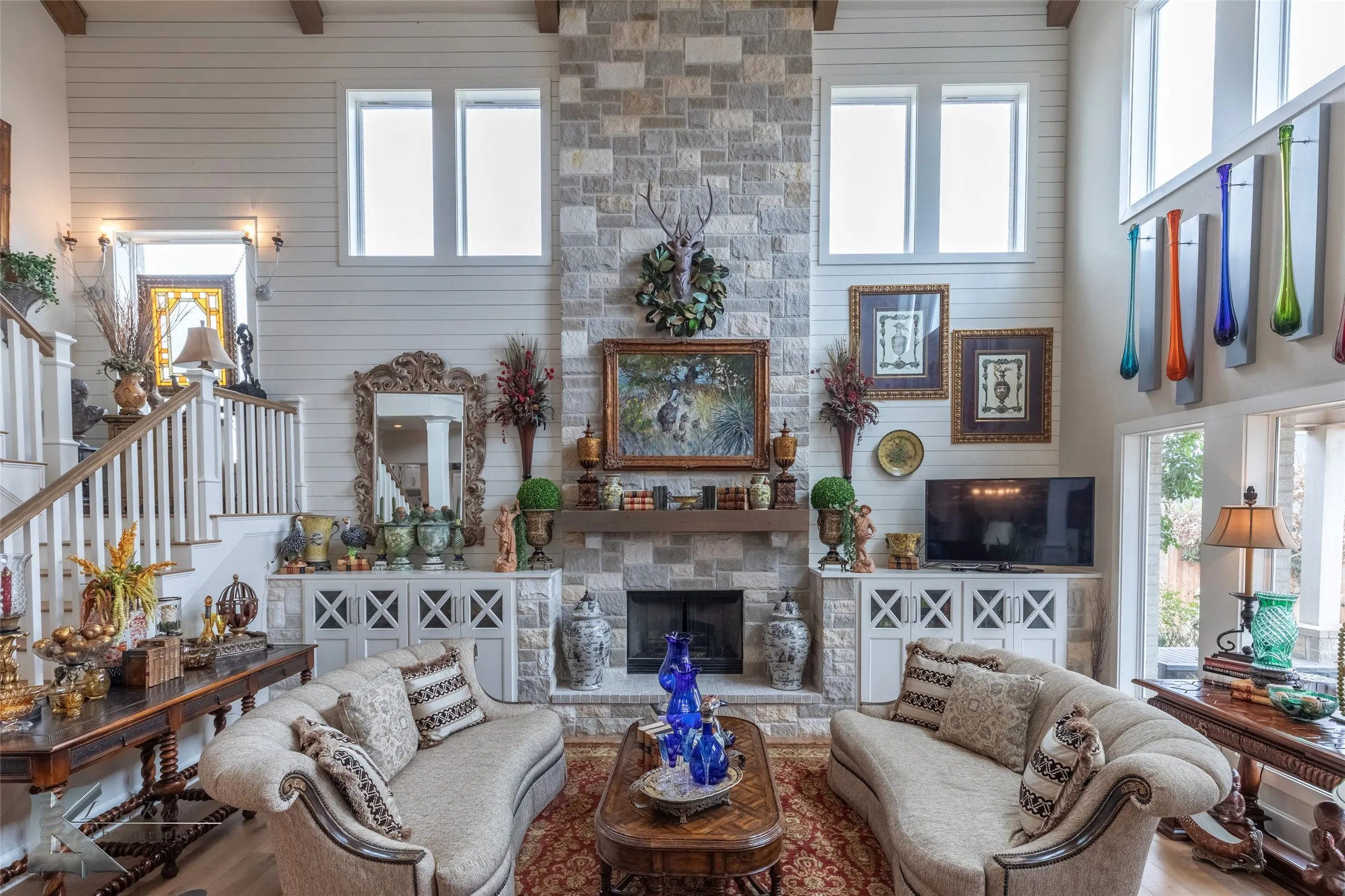 Single Family Residence For Sale in Taylor County , 6725 Goodnight Loving Trail, Abilene, Texas 79606, 4 Bedrooms, 4 Bathrooms, 2 Garage spaces, 3,188 Sqft, built in 2015, Preowned, Price $699,500, mls#21137033, Real Estate Agent in Abilene, Homes For Sale in Taylor county, Homes For Sale in Abilene, Realtor in Abilene Texas, Real Estate Brokerage Independent Realty Texas, Luminita Cordes Realtor