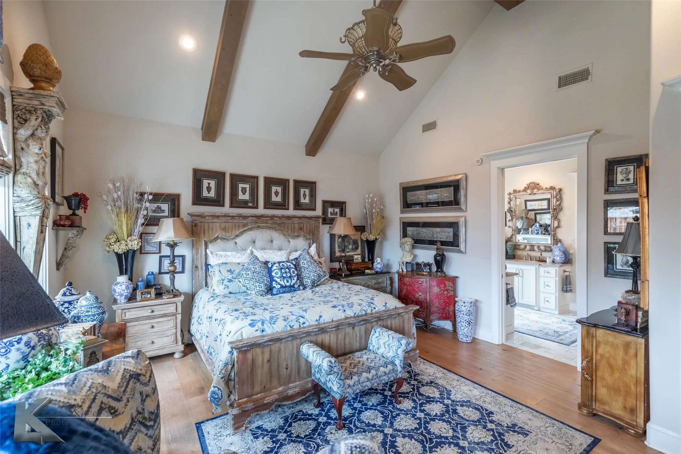 Single Family Residence For Sale in Taylor County , 6725 Goodnight Loving Trail, Abilene, Texas 79606, 4 Bedrooms, 4 Bathrooms, 2 Garage spaces, 3,188 Sqft, built in 2015, Preowned, Price $699,500, mls#21137033, Real Estate Agent in Abilene, Homes For Sale in Taylor county, Homes For Sale in Abilene, Realtor in Abilene Texas, Real Estate Brokerage Independent Realty Texas, Luminita Cordes Realtor