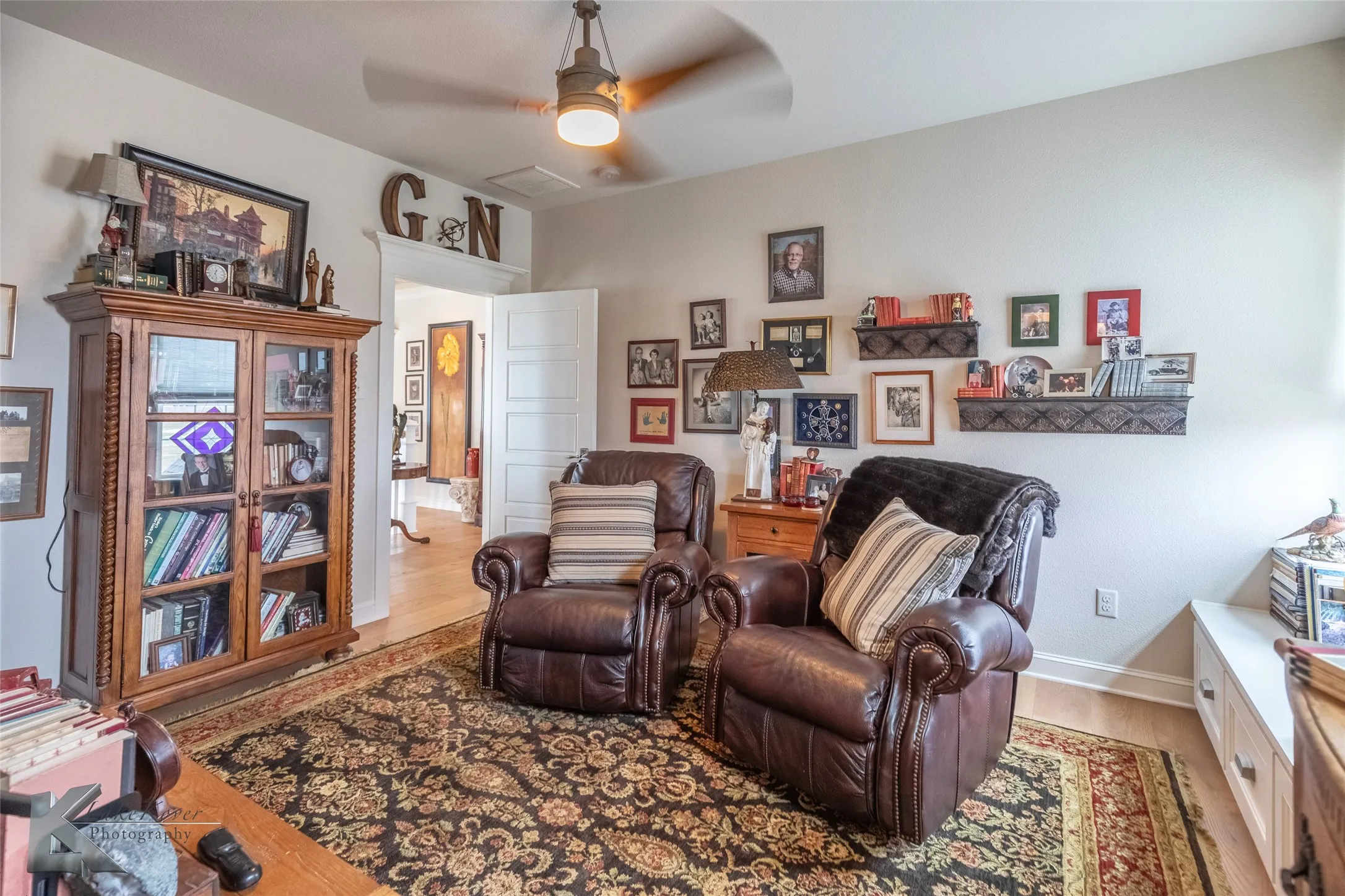Single Family Residence For Sale in Taylor County , 6725 Goodnight Loving Trail, Abilene, Texas 79606, 4 Bedrooms, 4 Bathrooms, 2 Garage spaces, 3,188 Sqft, built in 2015, Preowned, Price $699,500, mls#21137033, Real Estate Agent in Abilene, Homes For Sale in Taylor county, Homes For Sale in Abilene, Realtor in Abilene Texas, Real Estate Brokerage Independent Realty Texas, Luminita Cordes Realtor