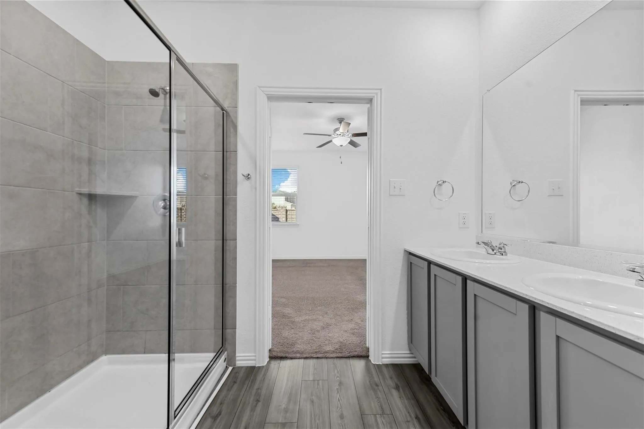 Single Family Residence For Sale in Denton County , 5029 Salinger Drive, Celina, Texas 76227, 4 Bedroom, 3 Bathroom, 2 Garage spaces, 2,269 Sqft, built in 2021, mls#21137214, Real Estate Agent in Celina, Homes For Sale in Denton county, Homes For Sale in Celina, Realtor in Celina Texas, Real Estate Brokerage Independent Realty Texas, Luminita Cordes Realtor
