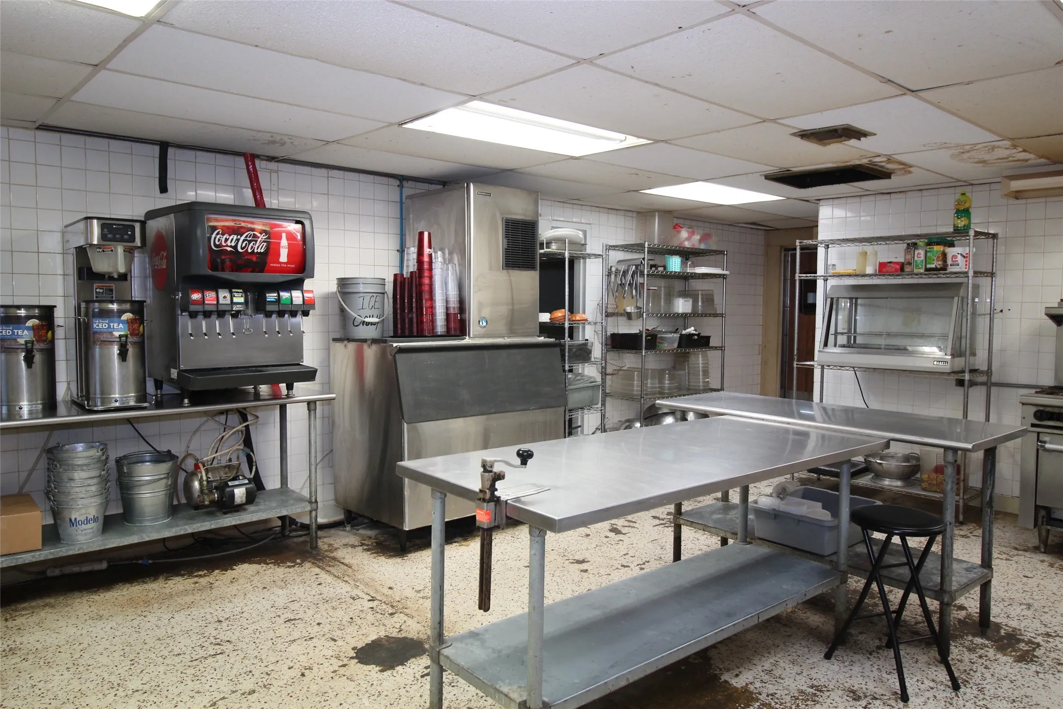 Business For Sale in Baylor County , 700 W California Street, Seymour, Texas 76380, 0, 0, Garage spaces, 5,163 Sqft, built in 1950, Preowned, mls#21137216, Real Estate Agent in Seymour, Homes For Sale in Baylor county, Homes For Sale in Seymour, Realtor in Seymour Texas, Real Estate Brokerage Independent Realty Texas, Luminita Cordes Realtor