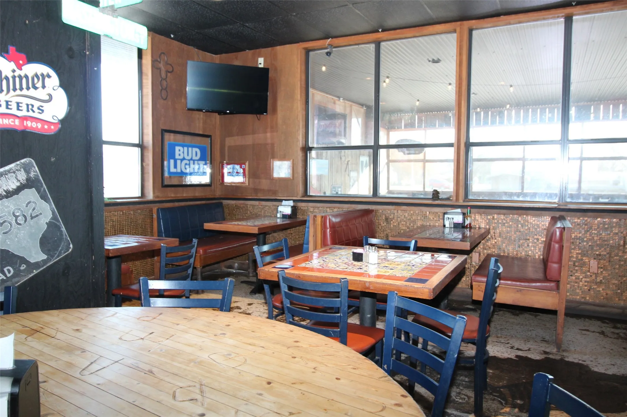 Business For Sale in Baylor County , 700 W California Street, Seymour, Texas 76380, 0, 0, Garage spaces, 5,163 Sqft, built in 1950, Preowned, mls#21137216, Real Estate Agent in Seymour, Homes For Sale in Baylor county, Homes For Sale in Seymour, Realtor in Seymour Texas, Real Estate Brokerage Independent Realty Texas, Luminita Cordes Realtor
