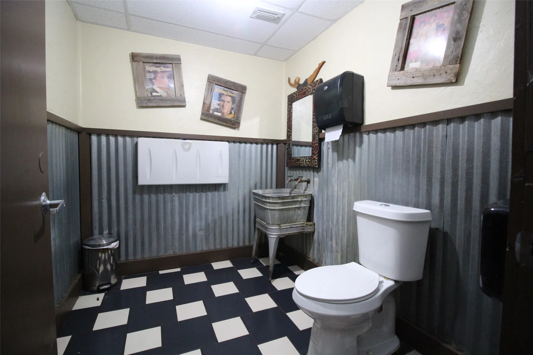 Business For Sale in Baylor County , 700 W California Street, Seymour, Texas 76380, 0, 0, Garage spaces, 5,163 Sqft, built in 1950, Preowned, mls#21137216, Real Estate Agent in Seymour, Homes For Sale in Baylor county, Homes For Sale in Seymour, Realtor in Seymour Texas, Real Estate Brokerage Independent Realty Texas, Luminita Cordes Realtor