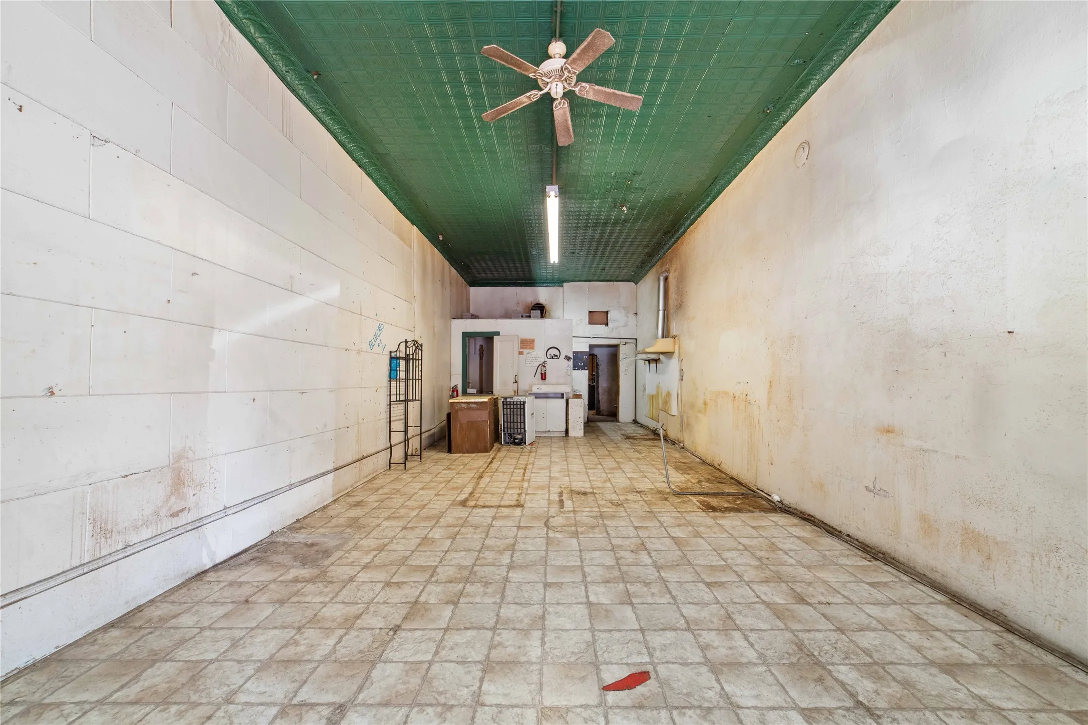 Retail For Sale in Coleman County , 115 E Pecan Street, Coleman, Texas 76834, 0, 0, Garage spaces, 0 Sqft, built in 1890, mls#21137287, Real Estate Agent in Coleman, Homes For Sale in Coleman county, Homes For Sale in Coleman, Realtor in Coleman Texas, Real Estate Brokerage Independent Realty Texas, Luminita Cordes Realtor