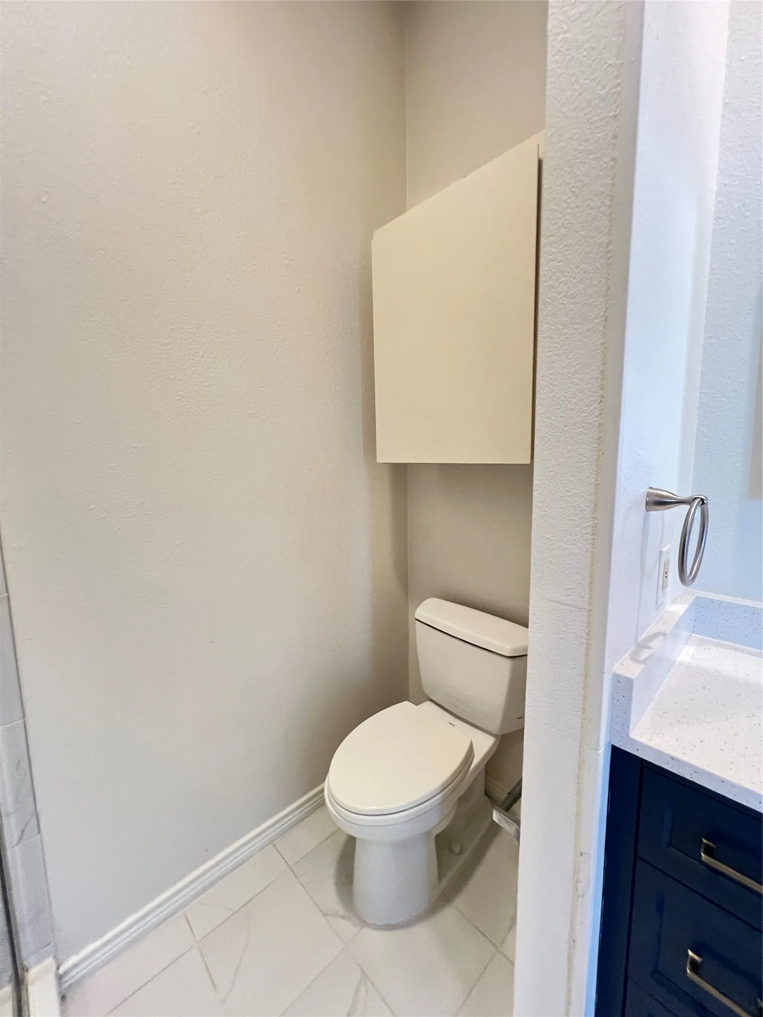 Condominium For Rent in Dallas County , 10432 High Hollows Drive 241, Dallas, Texas 75230, 2 Bedroom, 2 Bathroom, Garage spaces, 1,204 Sqft, built in 1969, mls#21137355, Real Estate Agent in Dallas, Homes For Rent in Dallas county, Homes For Rent in Dallas, Realtor in Dallas Texas, Real Estate Brokerage Independent Realty Texas, Luminita Cordes Realtor