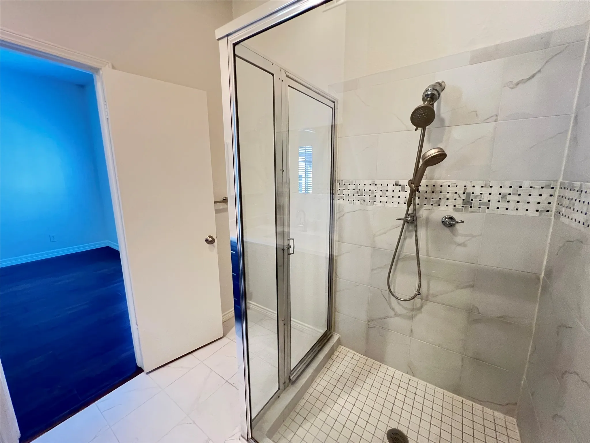 Condominium For Rent in Dallas County , 10432 High Hollows Drive 241, Dallas, Texas 75230, 2 Bedroom, 2 Bathroom, Garage spaces, 1,204 Sqft, built in 1969, mls#21137355, Real Estate Agent in Dallas, Homes For Rent in Dallas county, Homes For Rent in Dallas, Realtor in Dallas Texas, Real Estate Brokerage Independent Realty Texas, Luminita Cordes Realtor