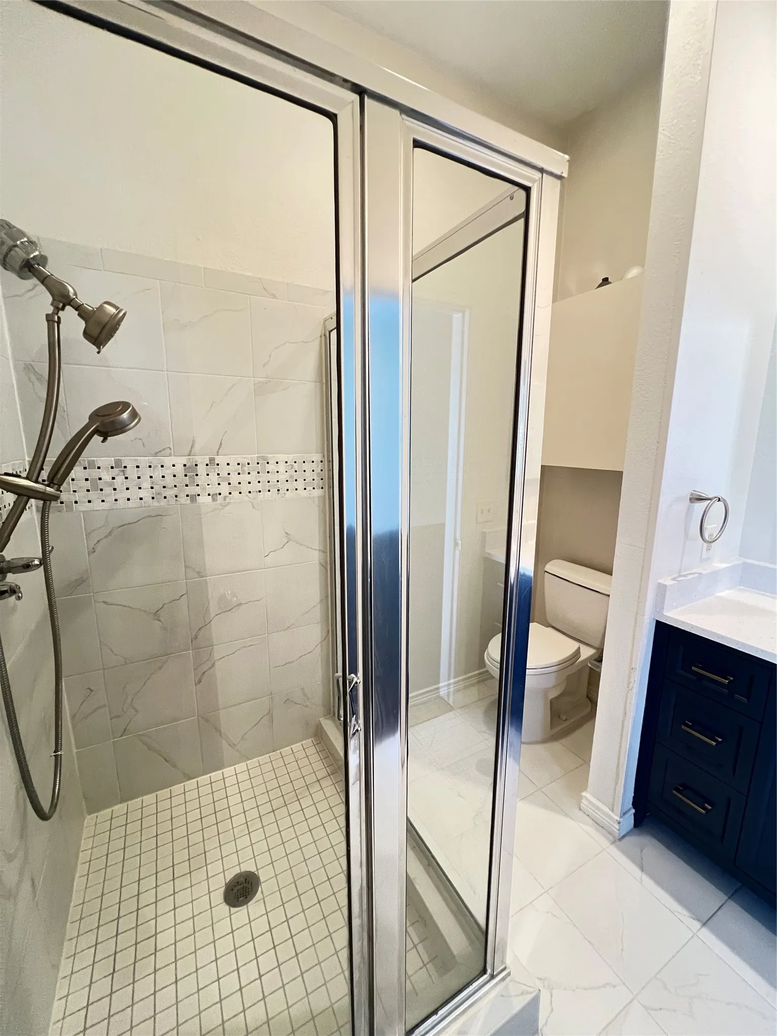 Condominium For Rent in Dallas County , 10432 High Hollows Drive 241, Dallas, Texas 75230, 2 Bedroom, 2 Bathroom, Garage spaces, 1,204 Sqft, built in 1969, mls#21137355, Real Estate Agent in Dallas, Homes For Rent in Dallas county, Homes For Rent in Dallas, Realtor in Dallas Texas, Real Estate Brokerage Independent Realty Texas, Luminita Cordes Realtor