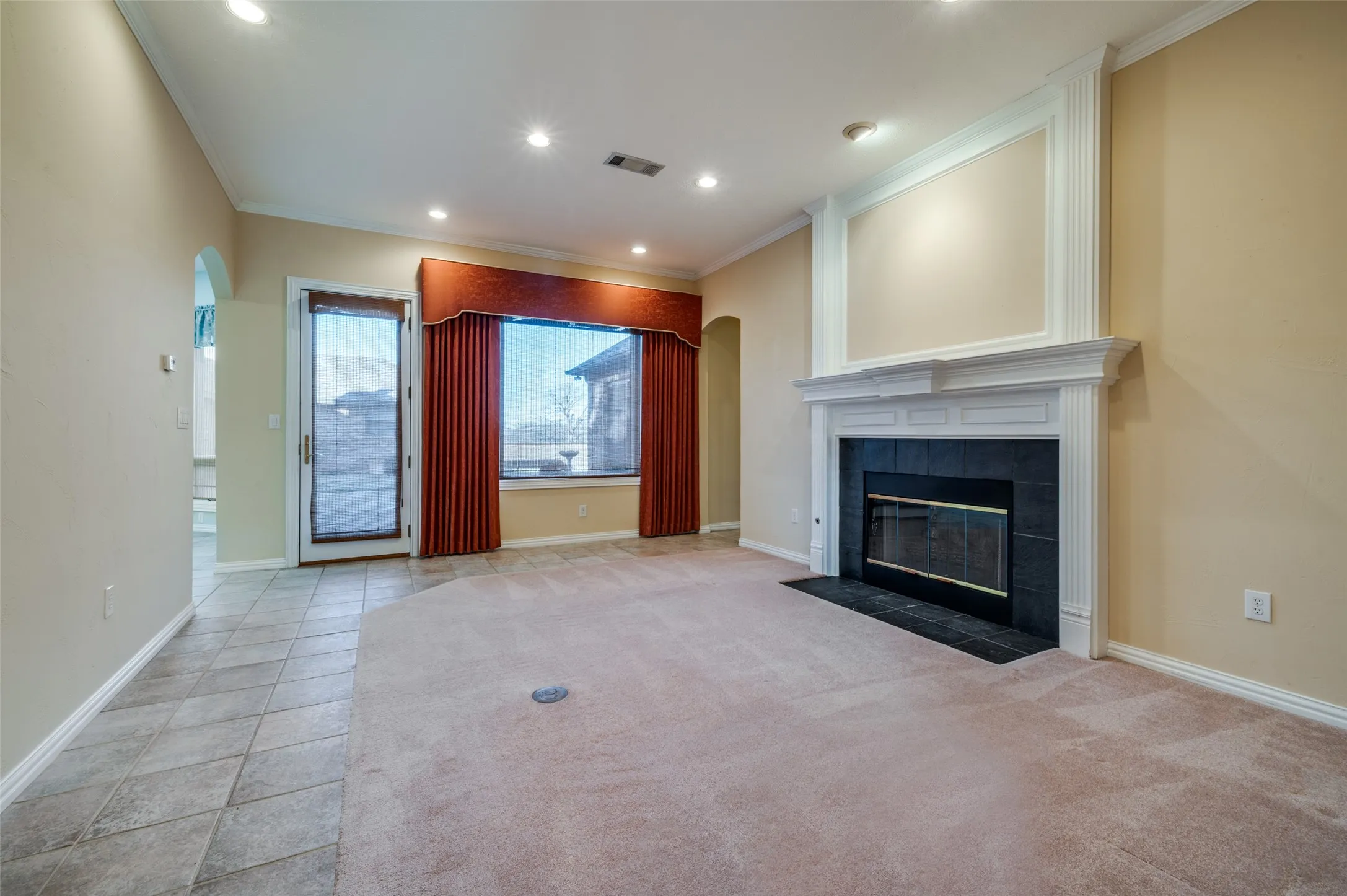 Single Family Residence For Sale in Denton County , 3504 Belmont Street, Denton, Texas 76210, 4 Bedroom, 3 Bathroom, 4 Garage spaces, 3,609 Sqft, built in 1999, Preowned, mls#21136776, Real Estate Agent in Denton, Homes For Sale in Denton county, Homes For Sale in Denton, Realtor in Denton Texas, Real Estate Brokerage Independent Realty Texas, Luminita Cordes Realtor
