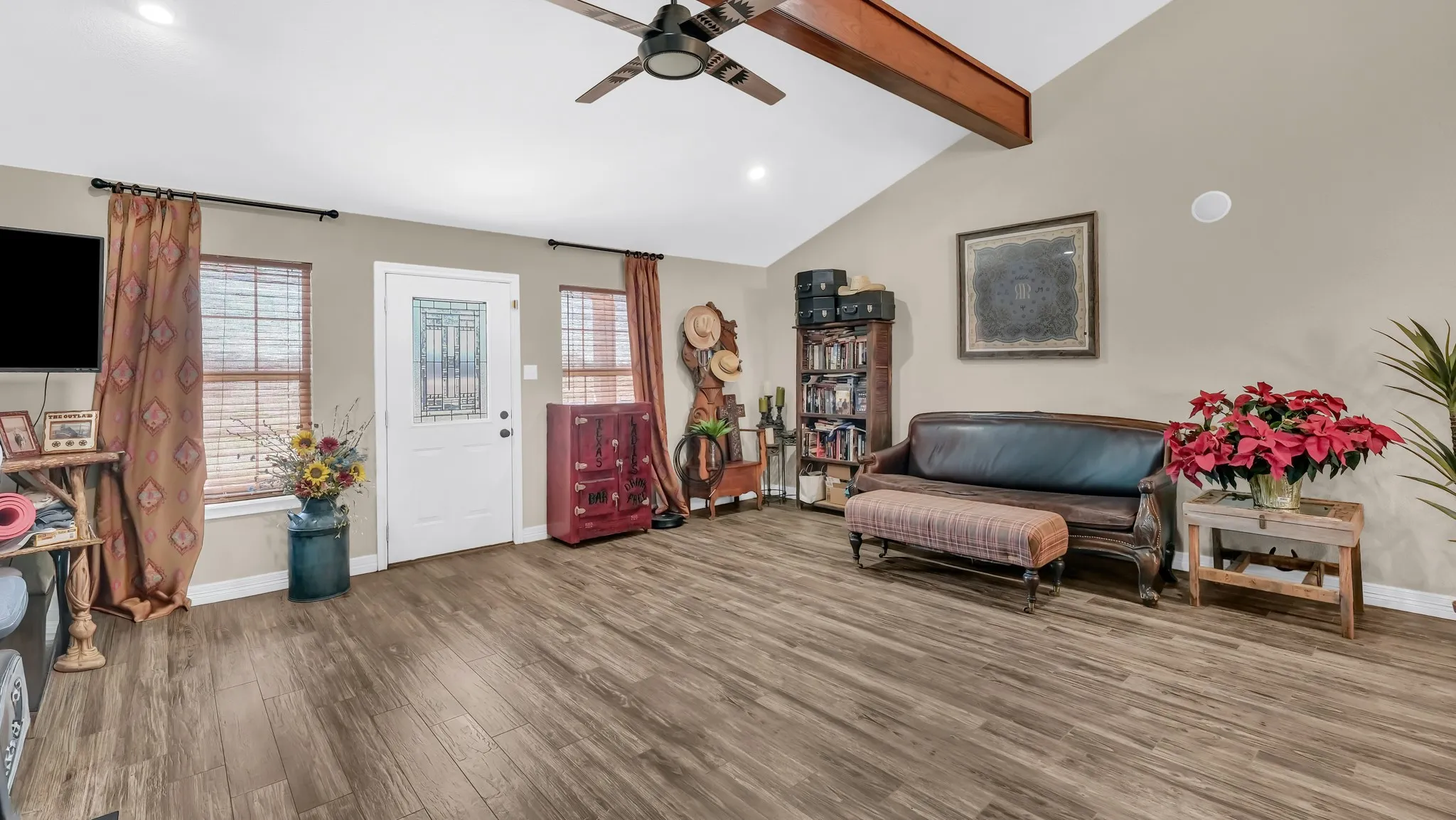 Farm For Sale in Erath County , 7690 County Road 417, Stephenville, Texas 76401, 4 Bedrooms, 3 Bathrooms, Garage spaces, 2,904 Sqft, built in 2004, Price $1,650,000, mls#21137302, Real Estate Agent in Stephenville, Homes For Sale in Erath county, Homes For Sale in Stephenville, Realtor in Stephenville Texas, Real Estate Brokerage Independent Realty Texas, Luminita Cordes Realtor