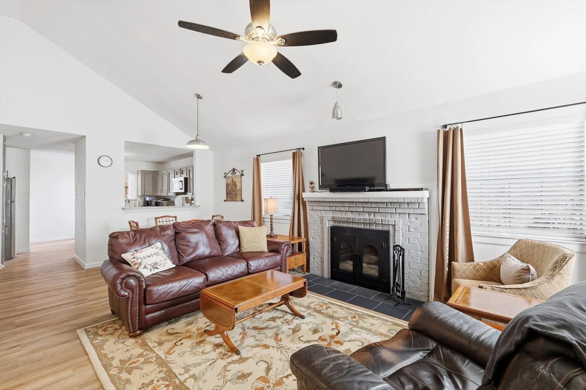 Single Family Residence For Sale in Tarrant County , 807 Windcrest Drive, Keller, Texas 76248, 2 Bedrooms, 2 Bathrooms, Garage spaces, 1,179 Sqft, built in 1983, Preowned, Price $276,000, mls#21135756, Real Estate Agent in Keller, Homes For Sale in Tarrant county, Homes For Sale in Keller, Realtor in Keller Texas, Real Estate Brokerage Independent Realty Texas, Luminita Cordes Realtor