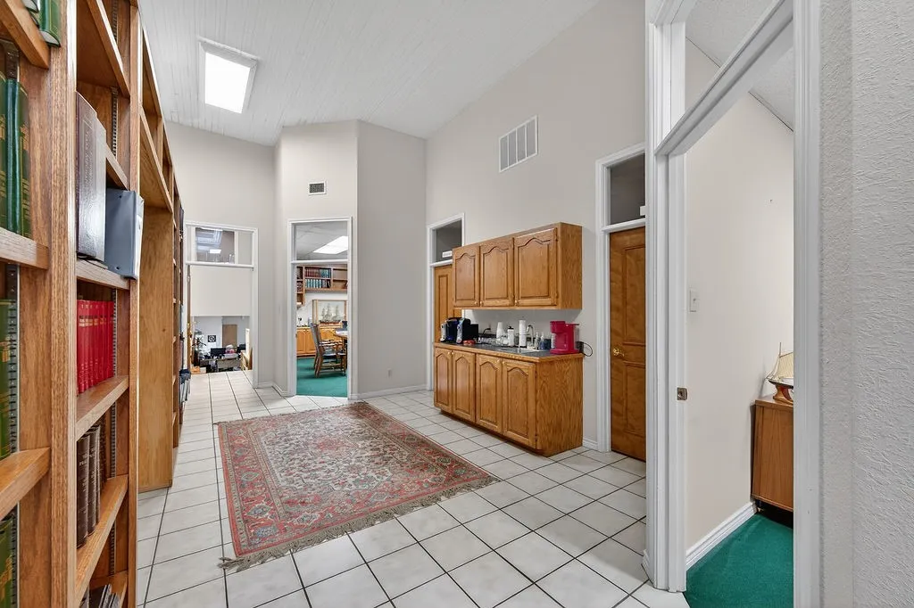 Office For Sale in Henderson County , 110 E Corsicana Street, Athens, Texas 75751, 0, 0, Garage spaces, 0 Sqft, built in 1930, Preowned, Price $625,000, mls#21137880, Real Estate Agent in Athens, Homes For Sale in Henderson county, Homes For Sale in Athens, Realtor in Athens Texas, Real Estate Brokerage Independent Realty Texas, Luminita Cordes Realtor