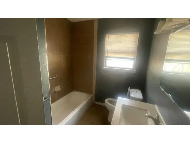 Single Family Residence For Sale in Tarrant County , 2713 Cordone Street, Fort Worth, Texas 76133, 3 Bedroom, 2 Bathroom, Garage spaces, 1,278 Sqft, built in 1955, mls#21137885, Real Estate Agent in Fort Worth, Homes For Sale in Tarrant county, Homes For Sale in Fort Worth, Realtor in Fort Worth Texas, Real Estate Brokerage Independent Realty Texas, Luminita Cordes Realtor