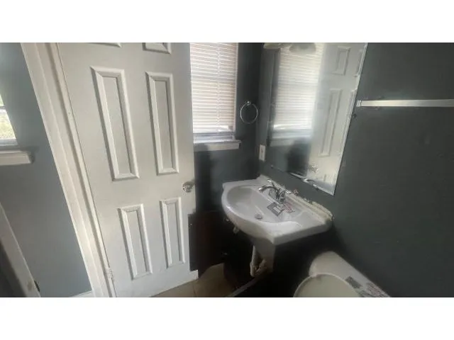 Single Family Residence For Sale in Tarrant County , 2713 Cordone Street, Fort Worth, Texas 76133, 3 Bedroom, 2 Bathroom, Garage spaces, 1,278 Sqft, built in 1955, mls#21137885, Real Estate Agent in Fort Worth, Homes For Sale in Tarrant county, Homes For Sale in Fort Worth, Realtor in Fort Worth Texas, Real Estate Brokerage Independent Realty Texas, Luminita Cordes Realtor