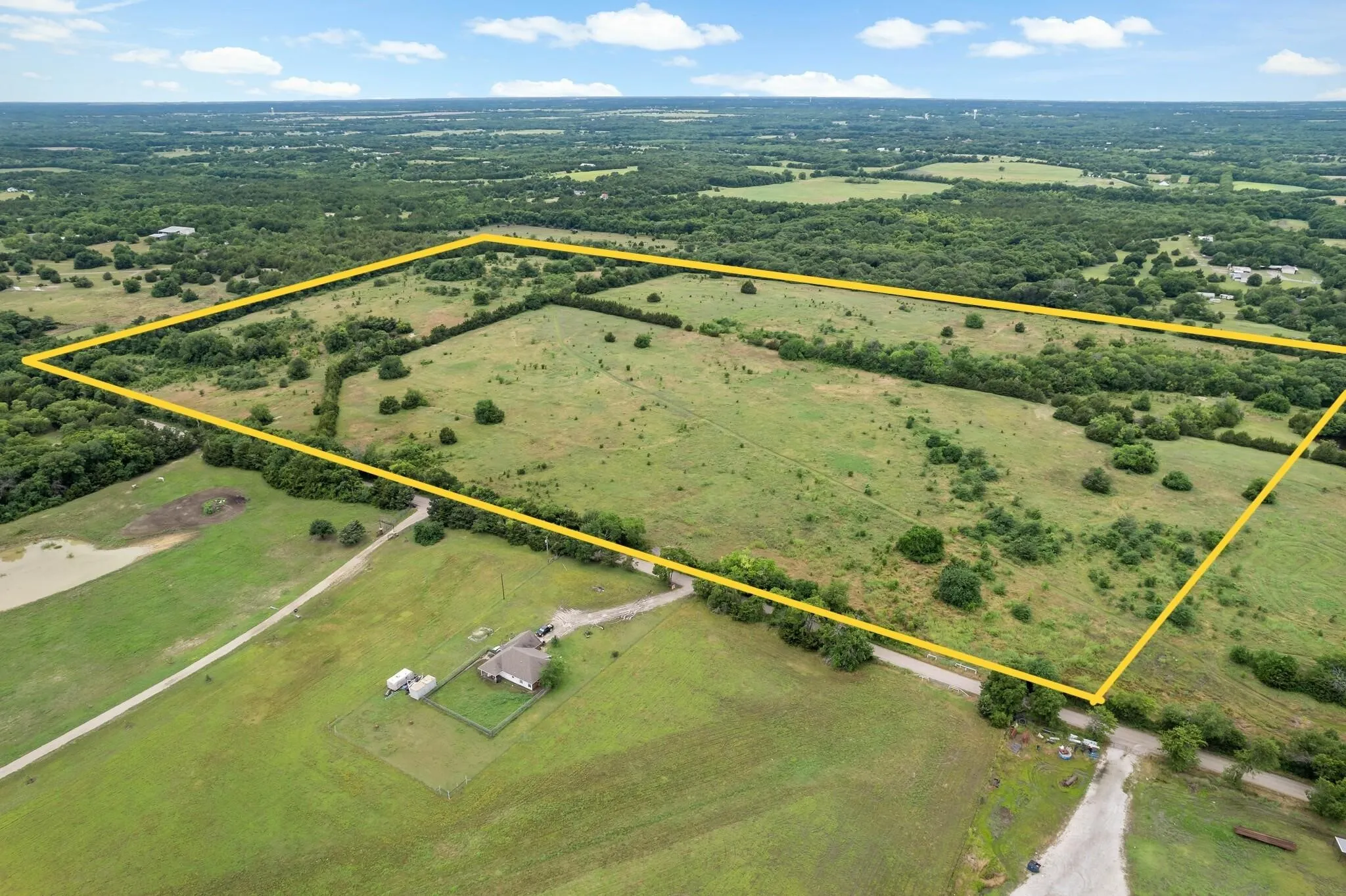 Unimproved Land For Sale in Grayson County , 207 Possom Trot Hollow Road, Whitewright, Texas 75491, 0, 0, Garage spaces, 0 Sqft, built in 0, Price $1,347,500, mls#21137756, Real Estate Agent in Whitewright, Homes For Sale in Grayson county, Homes For Sale in Whitewright, Realtor in Whitewright Texas, Real Estate Brokerage Independent Realty Texas, Luminita Cordes Realtor