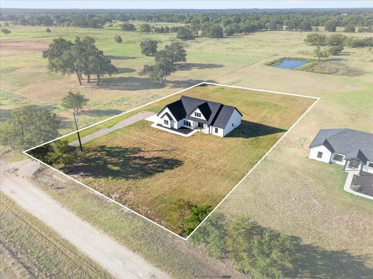 Single Family Residence For Sale in Van Zandt County , 697 VZ CR 3717, Edgewood, Texas 75117, 3 Bedroom, 2 Bathroom, 2 Garage spaces, 1,685 Sqft, built in 2026, mls#21137922, Real Estate Agent in Edgewood, Homes For Sale in Van Zandt county, Homes For Sale in Edgewood, Realtor in Edgewood Texas, Real Estate Brokerage Independent Realty Texas, Luminita Cordes Realtor