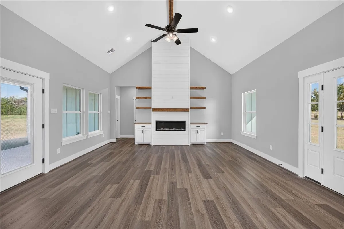 Single Family Residence For Sale in Van Zandt County , 697 VZ CR 3717, Edgewood, Texas 75117, 3 Bedroom, 2 Bathroom, 2 Garage spaces, 1,685 Sqft, built in 2026, mls#21137922, Real Estate Agent in Edgewood, Homes For Sale in Van Zandt county, Homes For Sale in Edgewood, Realtor in Edgewood Texas, Real Estate Brokerage Independent Realty Texas, Luminita Cordes Realtor