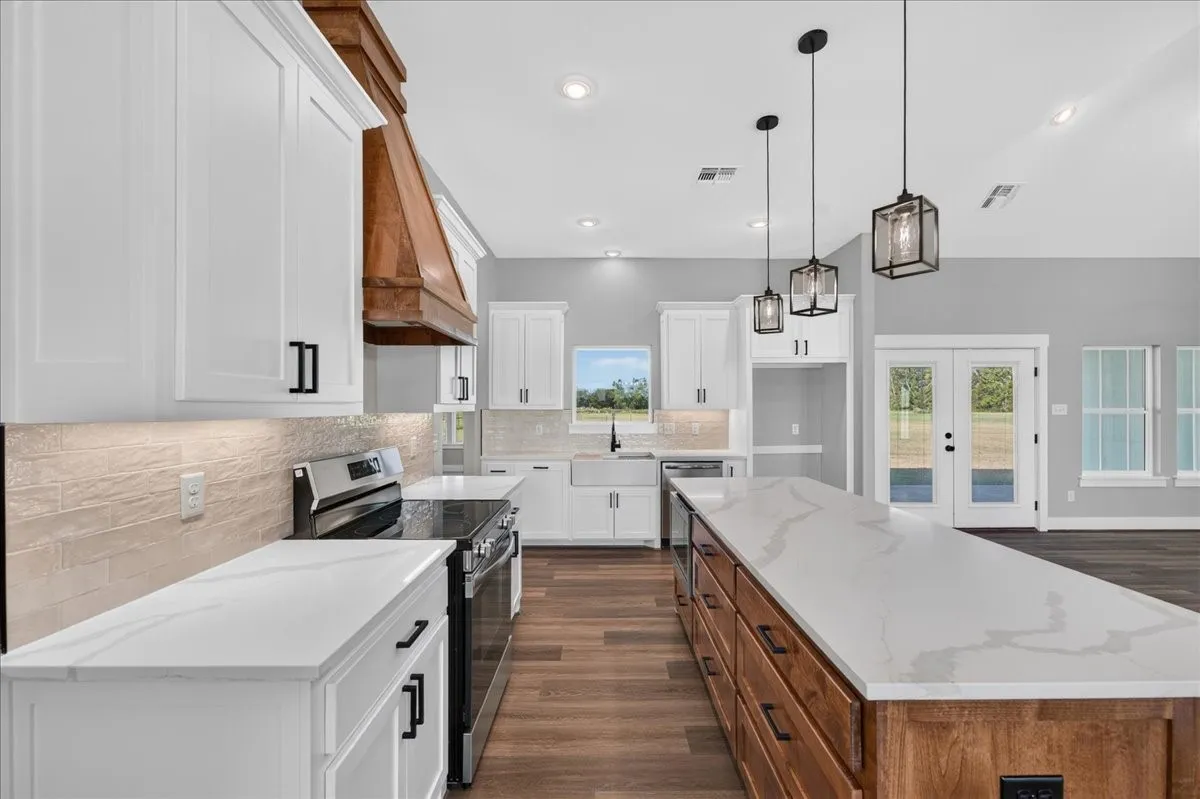 Single Family Residence For Sale in Van Zandt County , 697 VZ CR 3717, Edgewood, Texas 75117, 3 Bedroom, 2 Bathroom, 2 Garage spaces, 1,685 Sqft, built in 2026, mls#21137922, Real Estate Agent in Edgewood, Homes For Sale in Van Zandt county, Homes For Sale in Edgewood, Realtor in Edgewood Texas, Real Estate Brokerage Independent Realty Texas, Luminita Cordes Realtor