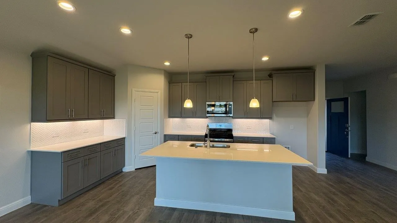 Single Family Residence For Sale in Hood County , 4207 CORNERSTONE Circle, Granbury, Texas 76048, 4 Bedroom, 2 Bathroom, 2 Garage spaces, 2,030 Sqft, built in 2025, New Construction - Incomplete, mls#21137797, Real Estate Agent in Granbury, Homes For Sale in Hood county, Homes For Sale in Granbury, Realtor in Granbury Texas, Real Estate Brokerage Independent Realty Texas, Luminita Cordes Realtor