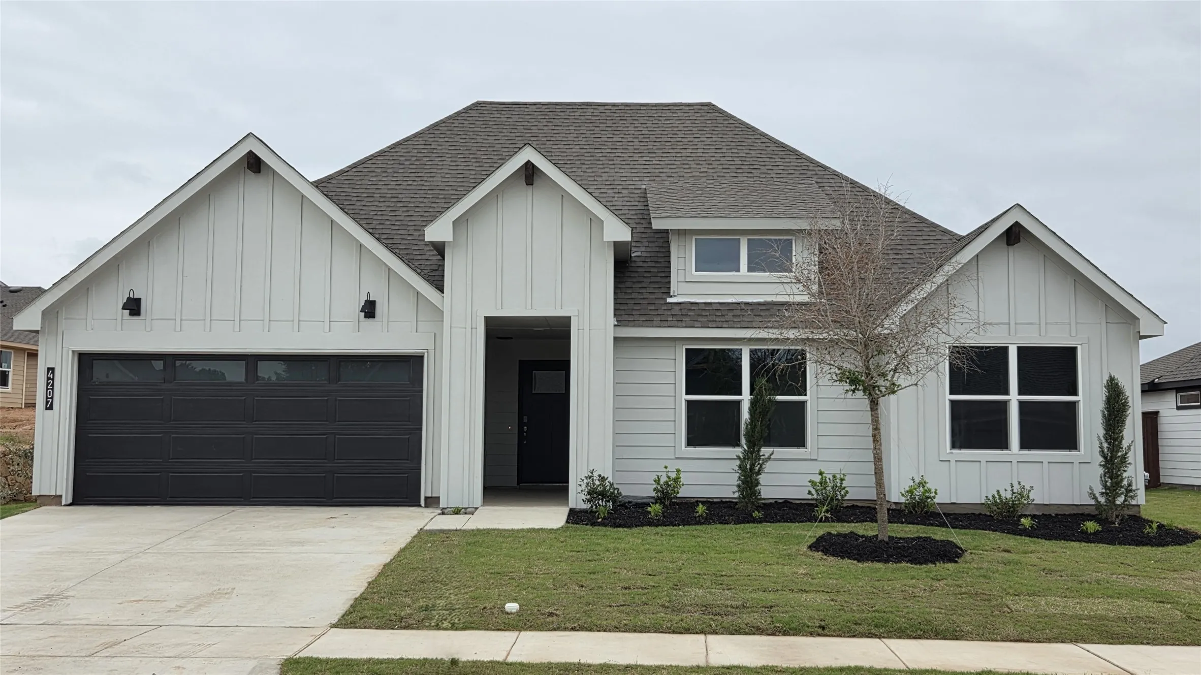 Single Family Residence For Sale in Hood County , 4207 CORNERSTONE Circle, Granbury, Texas 76048, 4 Bedroom, 2 Bathroom, 2 Garage spaces, 2,030 Sqft, built in 2025, New Construction - Incomplete, mls#21137797, Real Estate Agent in Granbury, Homes For Sale in Hood county, Homes For Sale in Granbury, Realtor in Granbury Texas, Real Estate Brokerage Independent Realty Texas, Luminita Cordes Realtor