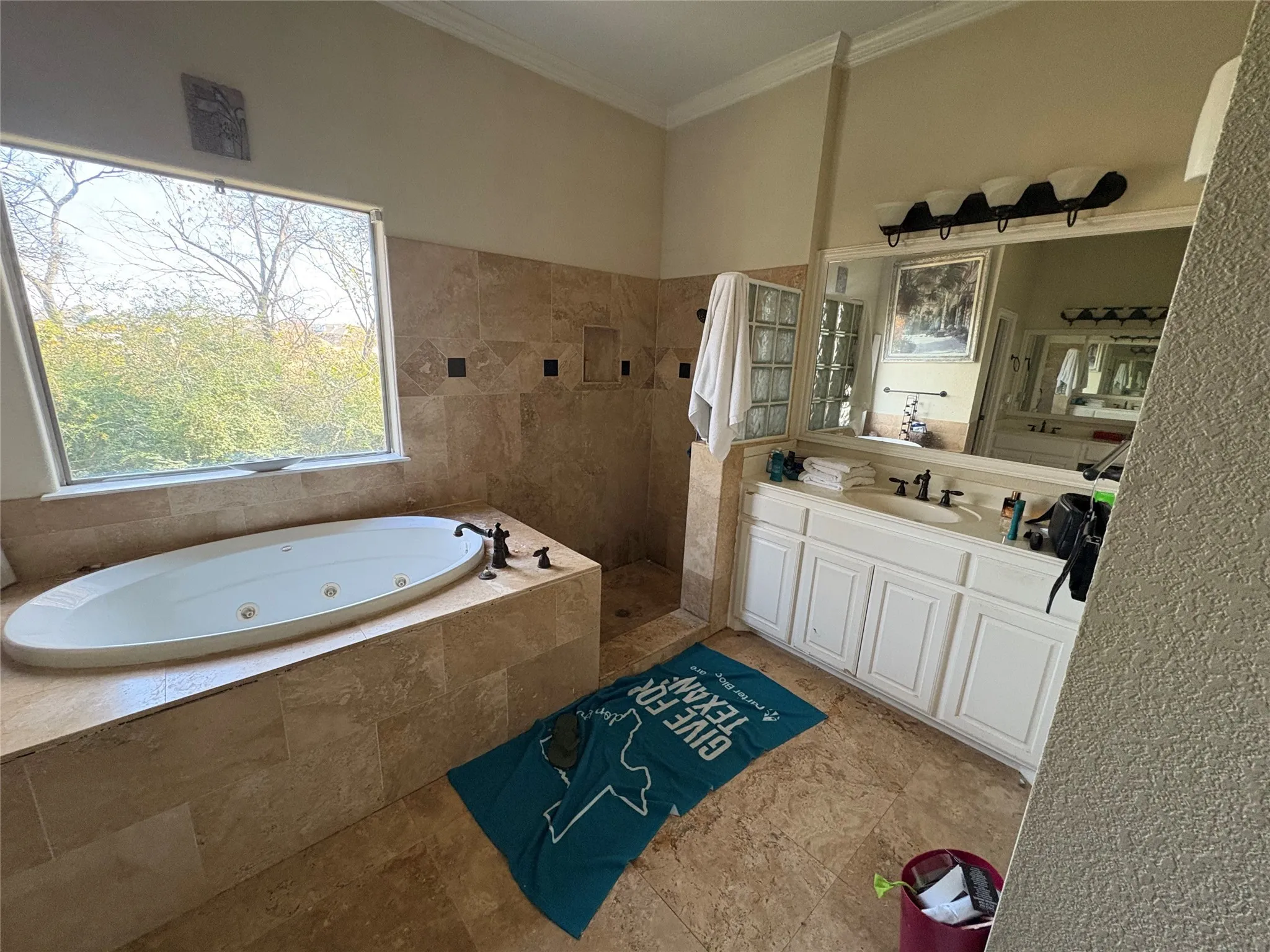 Single Family Residence For Sale in Tarrant County , 709 Timberview Court N, Fort Worth, Texas 76112, 4 Bedrooms, 3 Bathrooms, 2 Garage spaces, 2,868 Sqft, built in 2003, Price $410,000, mls#21135590, Real Estate Agent in Fort Worth, Homes For Sale in Tarrant county, Homes For Sale in Fort Worth, Realtor in Fort Worth Texas, Real Estate Brokerage Independent Realty Texas, Luminita Cordes Realtor