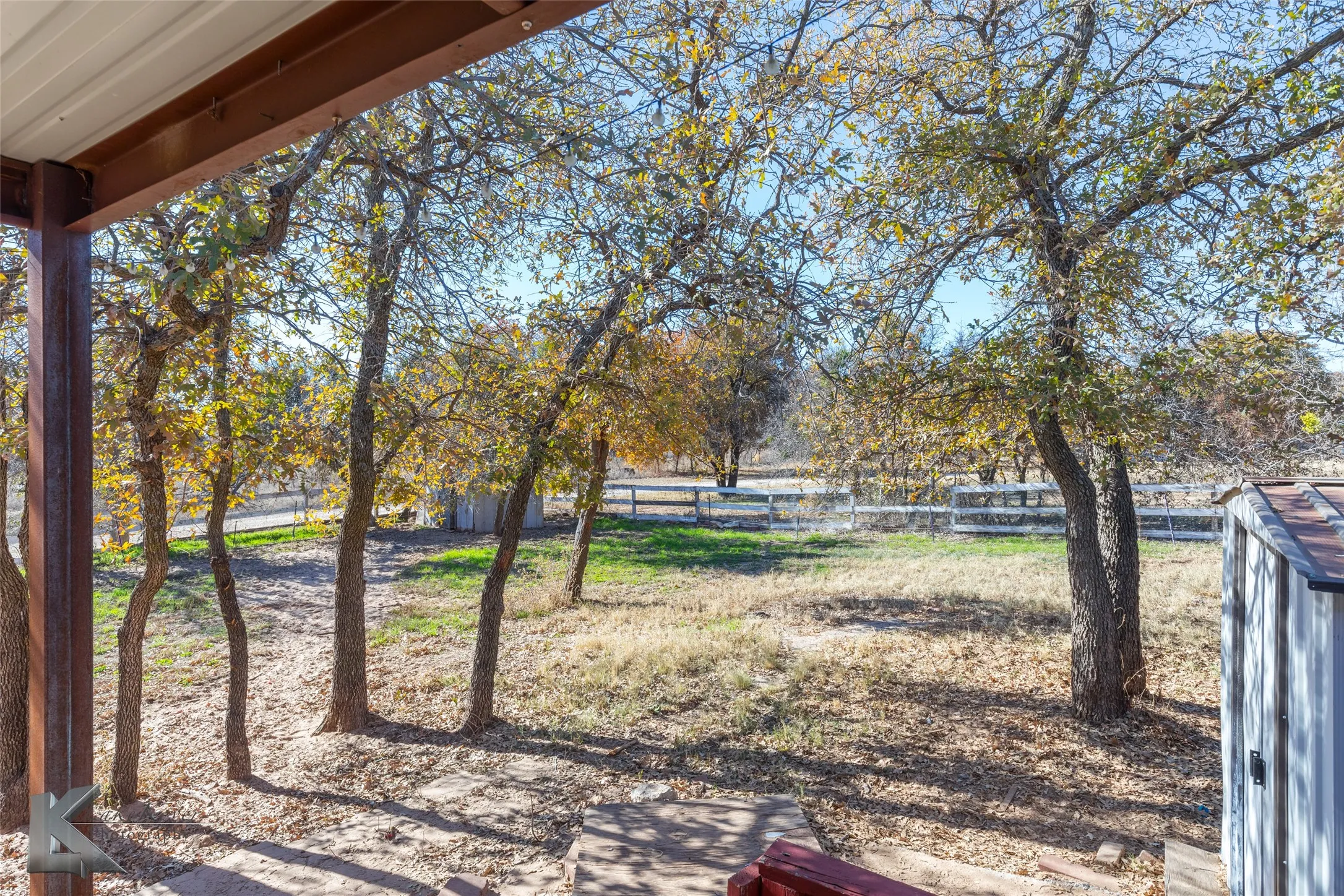 Single Family Residence For Sale in Jones County , 10001 County Road 379, Hawley, Texas 79525, 3 Bedrooms, 2 Bathrooms, Garage spaces, 1,568 Sqft, built in 1977, Price $229,000, mls#21135035, Real Estate Agent in Hawley, Homes For Sale in Jones county, Homes For Sale in Hawley, Realtor in Hawley Texas, Real Estate Brokerage Independent Realty Texas, Luminita Cordes Realtor