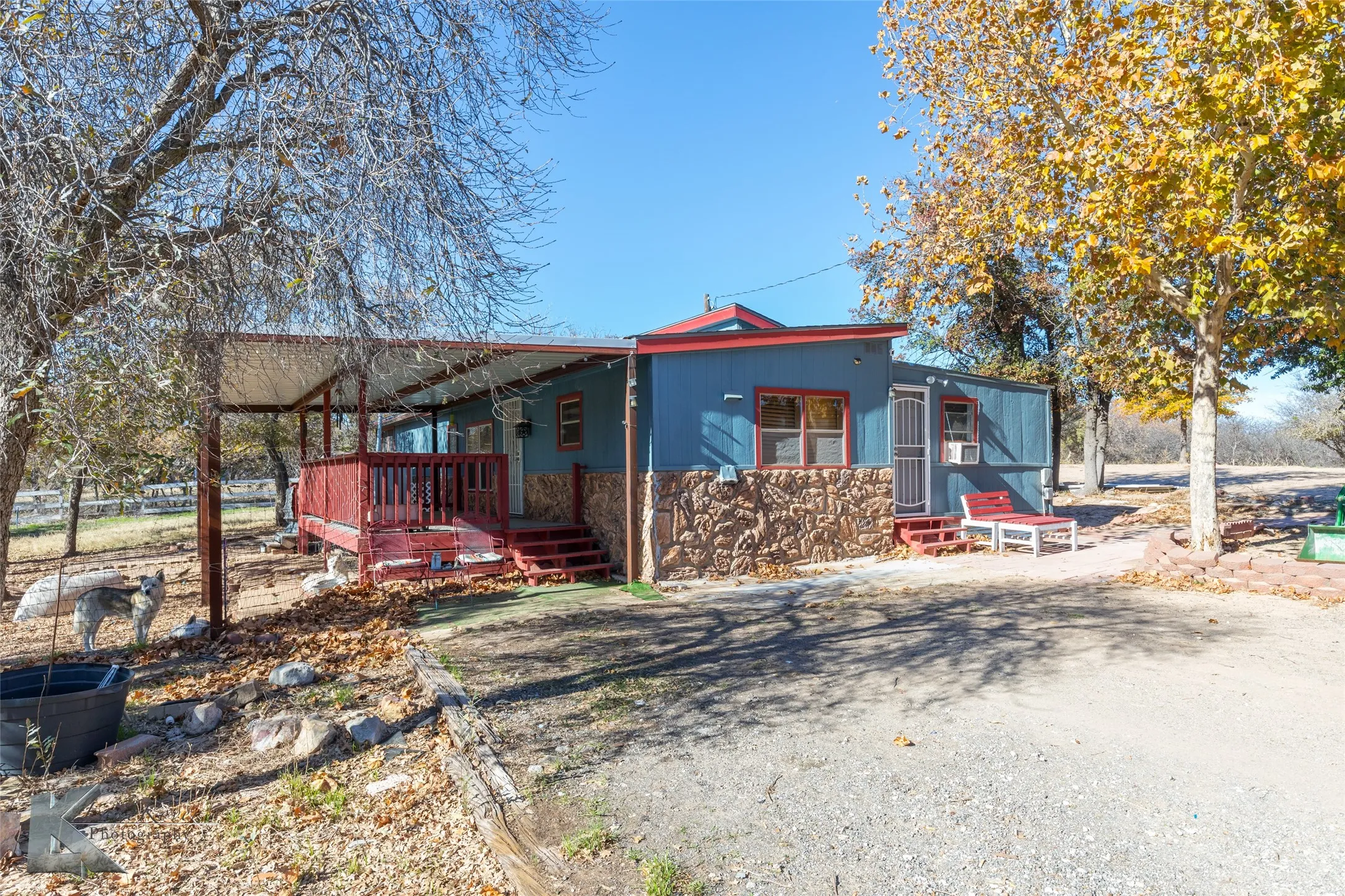 Single Family Residence For Sale in Jones County , 10001 County Road 379, Hawley, Texas 79525, 3 Bedrooms, 2 Bathrooms, Garage spaces, 1,568 Sqft, built in 1977, Price $229,000, mls#21135035, Real Estate Agent in Hawley, Homes For Sale in Jones county, Homes For Sale in Hawley, Realtor in Hawley Texas, Real Estate Brokerage Independent Realty Texas, Luminita Cordes Realtor
