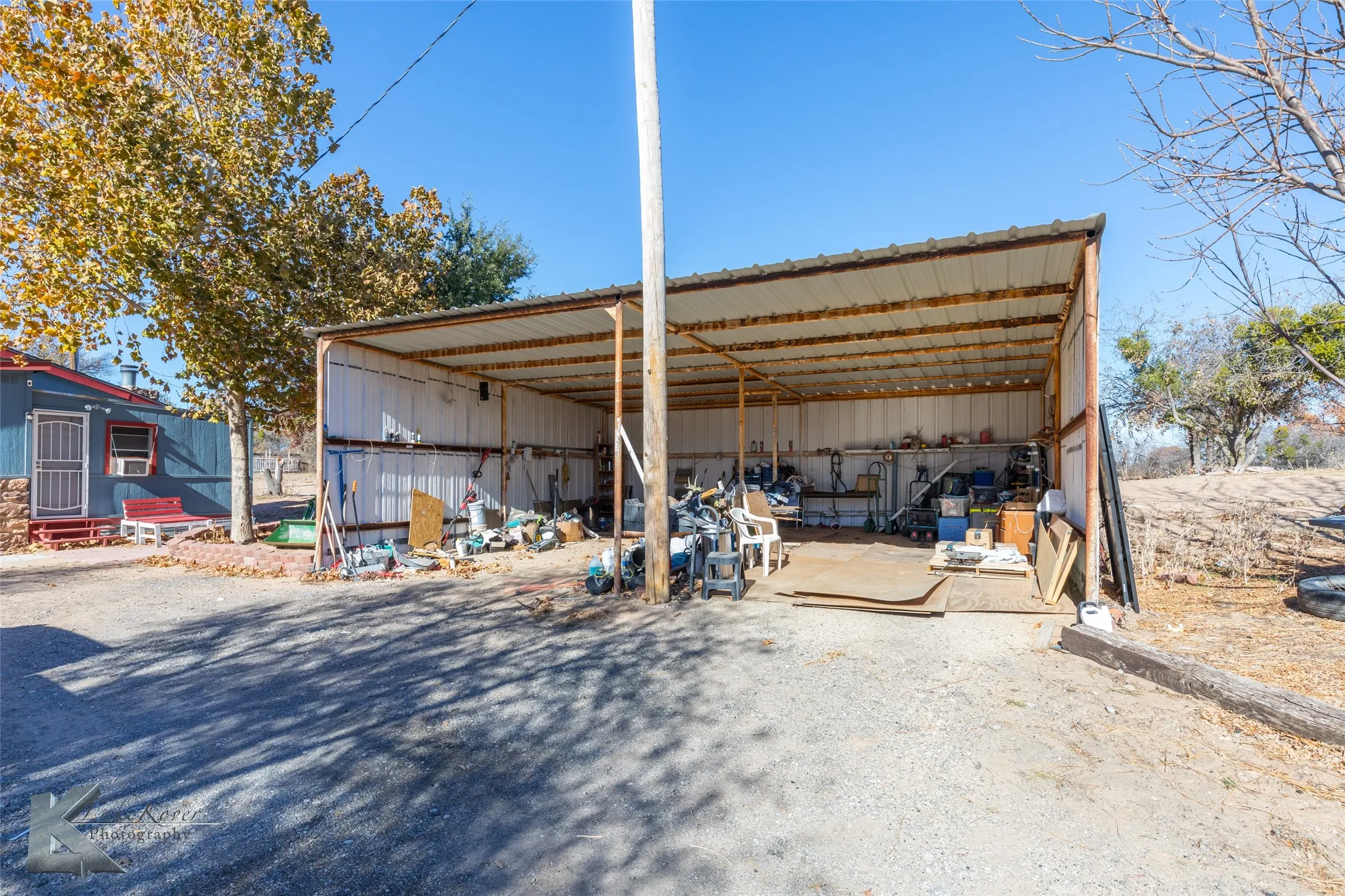 Single Family Residence For Sale in Jones County , 10001 County Road 379, Hawley, Texas 79525, 3 Bedrooms, 2 Bathrooms, Garage spaces, 1,568 Sqft, built in 1977, Price $229,000, mls#21135035, Real Estate Agent in Hawley, Homes For Sale in Jones county, Homes For Sale in Hawley, Realtor in Hawley Texas, Real Estate Brokerage Independent Realty Texas, Luminita Cordes Realtor