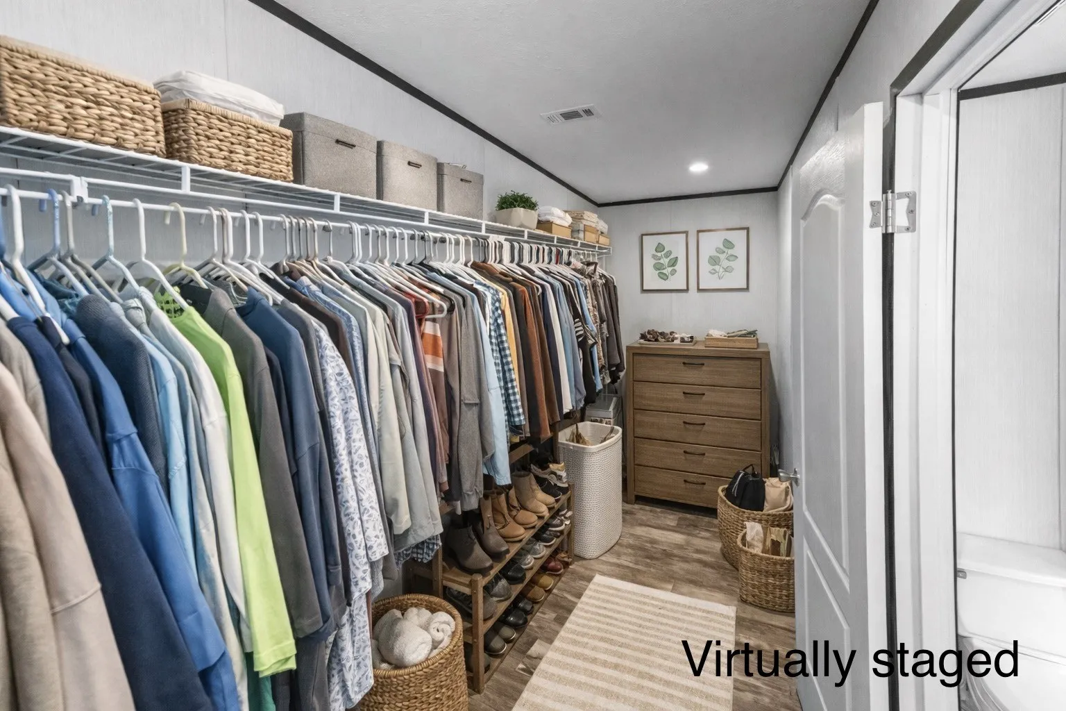 Mobile Home For Sale in Hill County , 135 Chisholm Pass, Whitney, Texas 76692, 3 Bedroom, 2 Bathroom, Garage spaces, 1,792 Sqft, built in 2022, mls#21138306, Real Estate Agent in Whitney, Homes For Sale in Hill county, Homes For Sale in Whitney, Realtor in Whitney Texas, Real Estate Brokerage Independent Realty Texas, Luminita Cordes Realtor