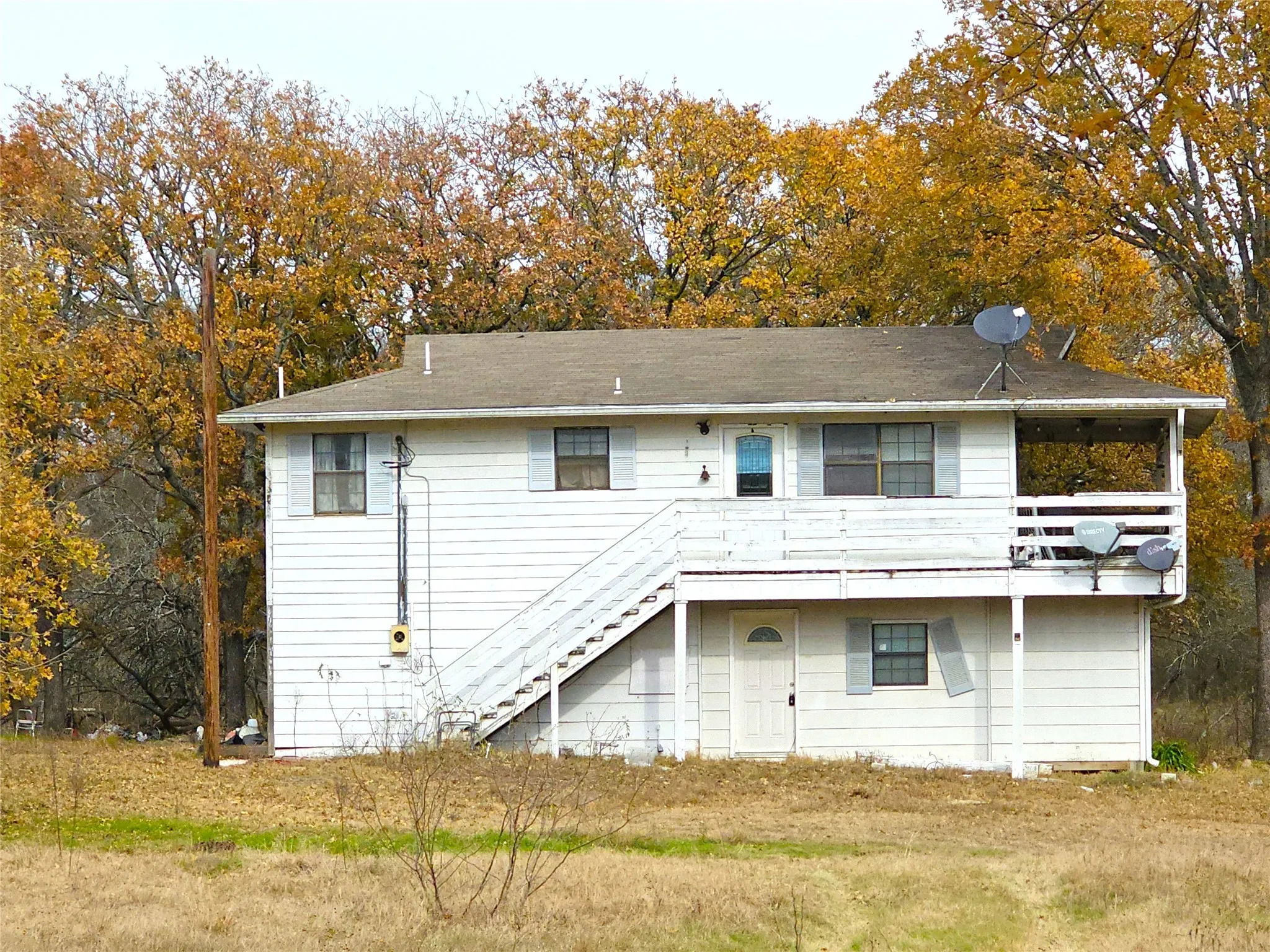 Single Family Residence For Sale in Navarro County , 2240 County Road 2162, Barry, Texas 75102, 3 Bedroom, 2 Bathroom, Garage spaces, 1,640 Sqft, built in 1989, mls#21138270, Real Estate Agent in Barry, Homes For Sale in Navarro county, Homes For Sale in Barry, Realtor in Barry Texas, Real Estate Brokerage Independent Realty Texas, Luminita Cordes Realtor