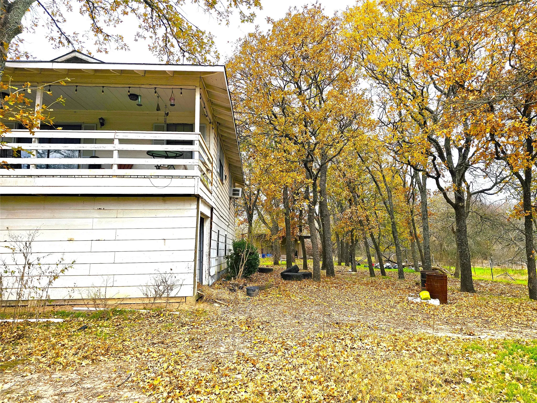 Single Family Residence For Sale in Navarro County , 2240 County Road 2162, Barry, Texas 75102, 3 Bedroom, 2 Bathroom, Garage spaces, 1,640 Sqft, built in 1989, mls#21138270, Real Estate Agent in Barry, Homes For Sale in Navarro county, Homes For Sale in Barry, Realtor in Barry Texas, Real Estate Brokerage Independent Realty Texas, Luminita Cordes Realtor