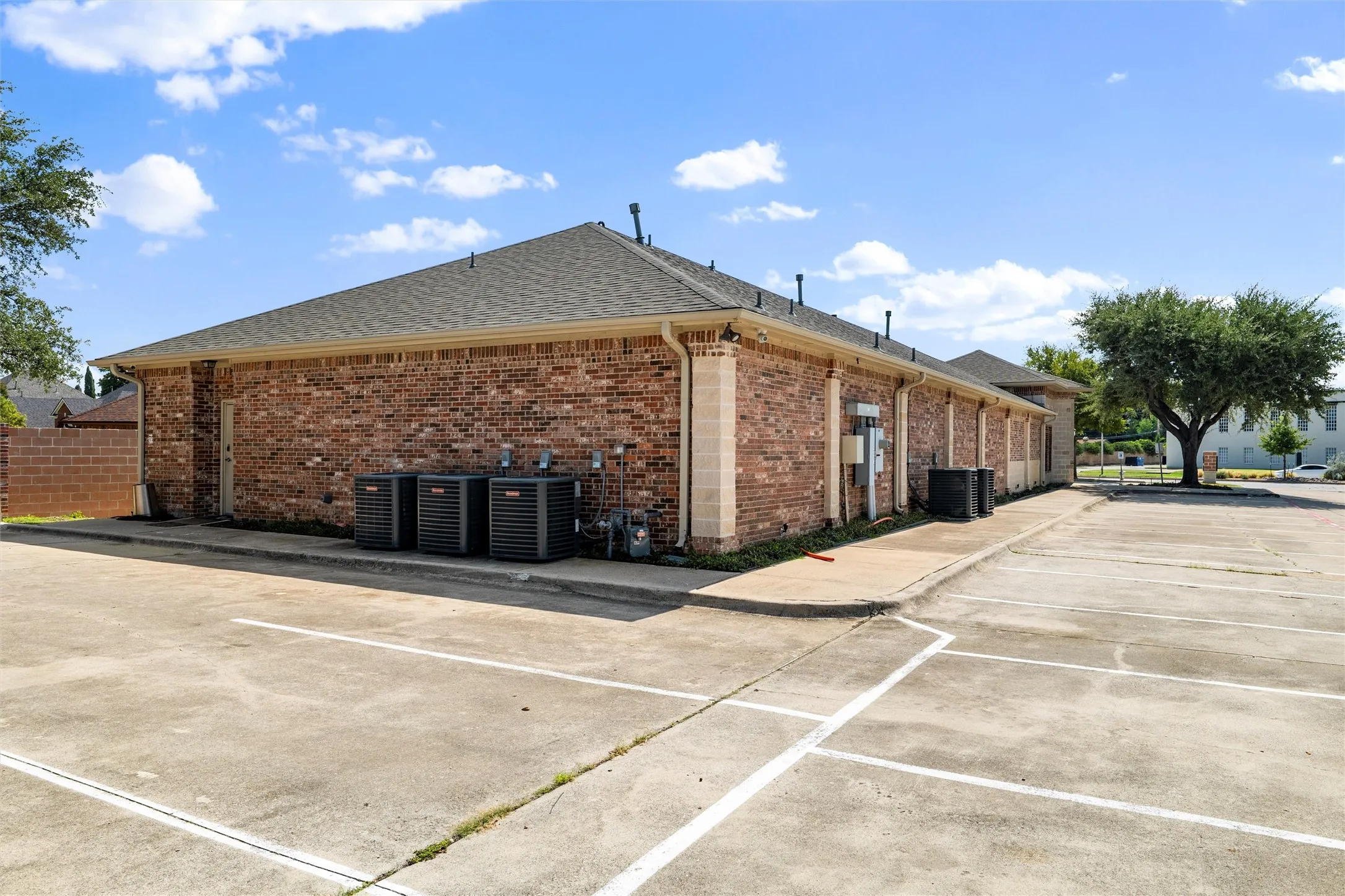 Retail For Sale in Tarrant County , 450 W Harwood Road, Hurst, Texas 76054, 0, 0, Garage spaces, 0 Sqft, built in 2000, Preowned, Price $1,699,999, mls#21138314, Real Estate Agent in Hurst, Homes For Sale in Tarrant county, Homes For Sale in Hurst, Realtor in Hurst Texas, Real Estate Brokerage Independent Realty Texas, Luminita Cordes Realtor