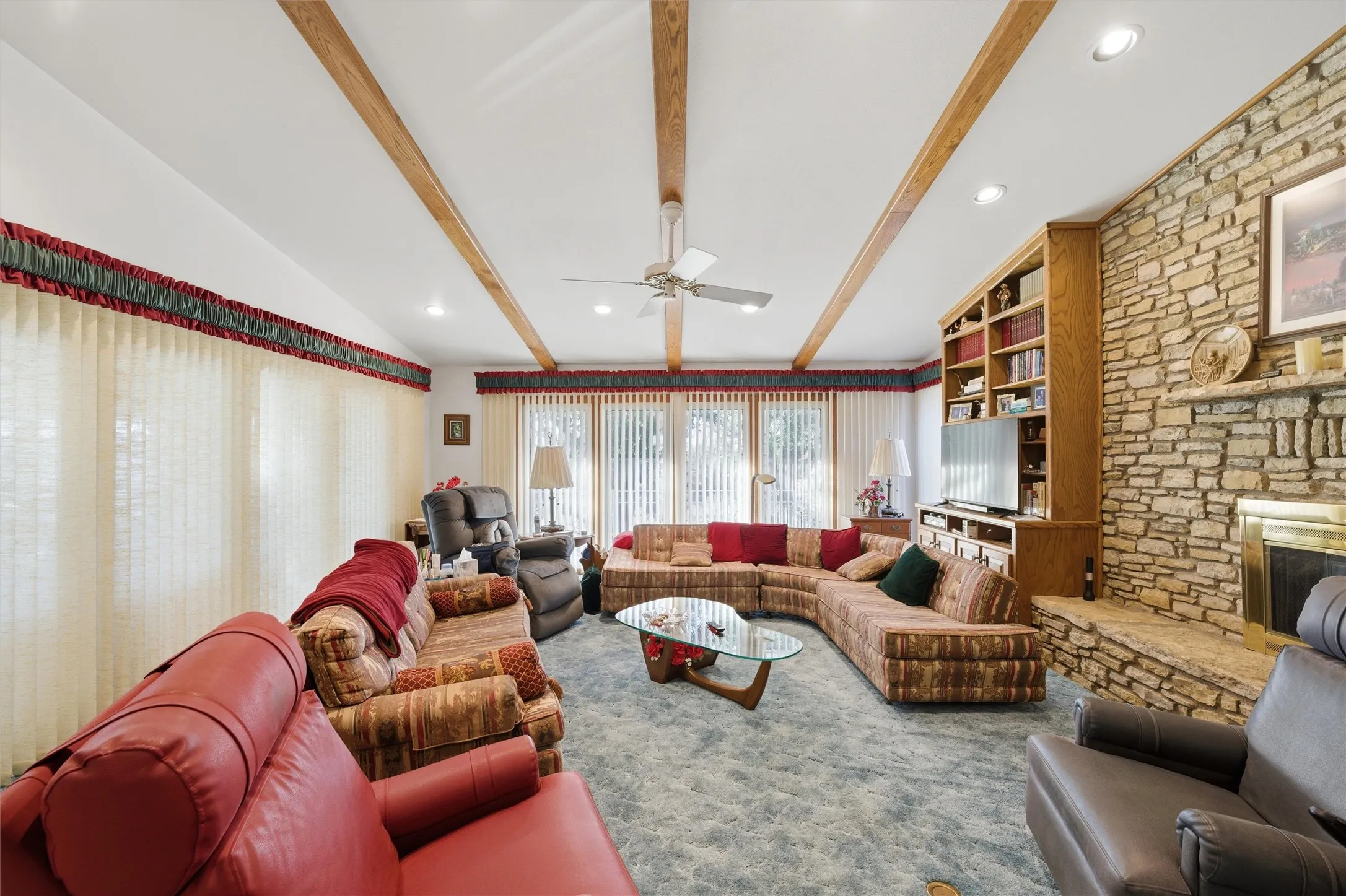 Farm For Sale in Comanche County , 5300 Highway 2247, De Leon, Texas 76444, 3 Bedrooms, 3 Bathrooms, 3 Garage spaces, 2,185 Sqft, built in 1988, Price $2,100,000, mls#21138429, Real Estate Agent in De Leon, Homes For Sale in Comanche county, Homes For Sale in De Leon, Realtor in De Leon Texas, Real Estate Brokerage Independent Realty Texas, Luminita Cordes Realtor