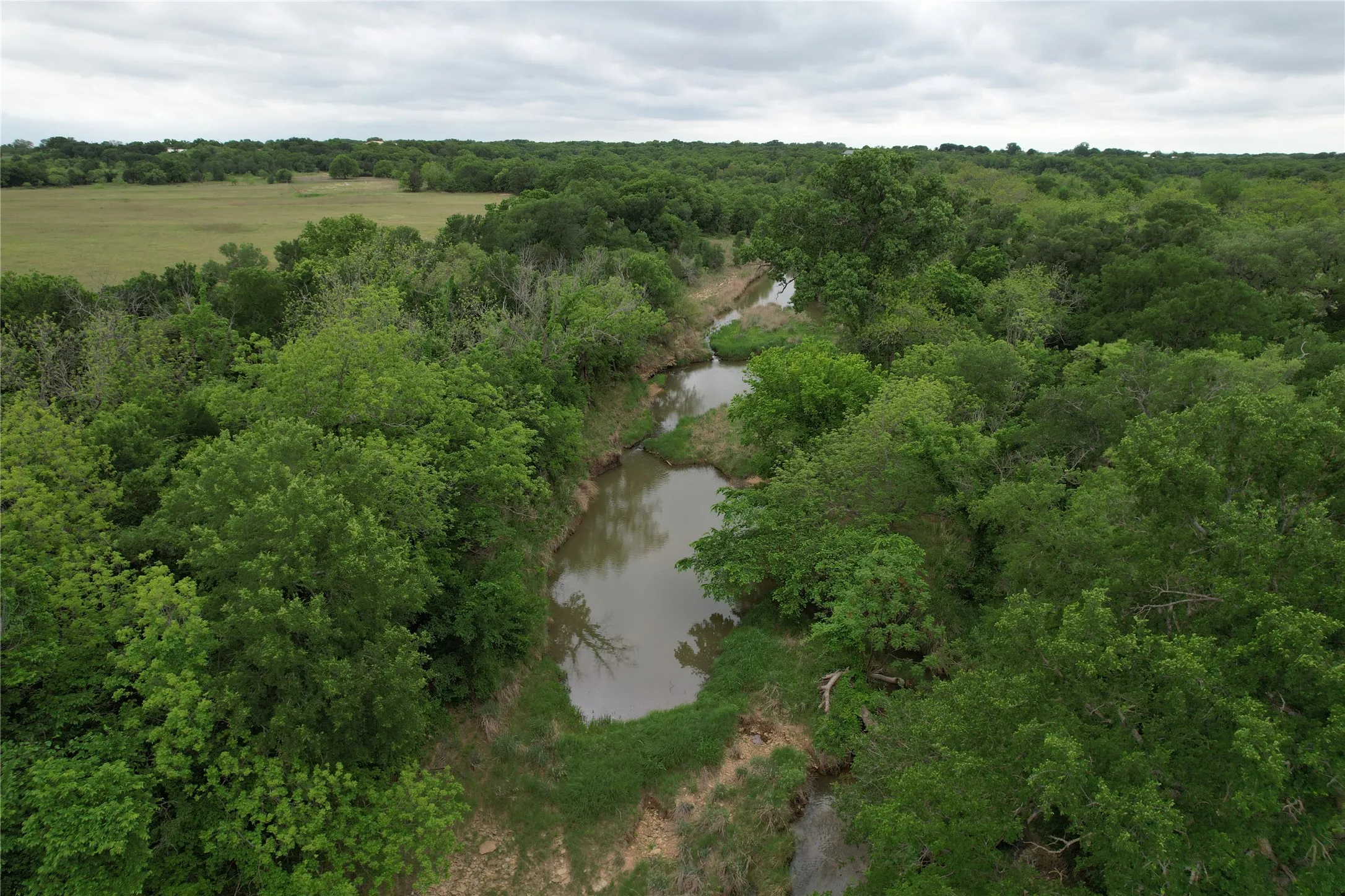 Farm For Sale in Comanche County , 5300 Highway 2247, De Leon, Texas 76444, 3 Bedrooms, 3 Bathrooms, 3 Garage spaces, 2,185 Sqft, built in 1988, Price $2,100,000, mls#21138429, Real Estate Agent in De Leon, Homes For Sale in Comanche county, Homes For Sale in De Leon, Realtor in De Leon Texas, Real Estate Brokerage Independent Realty Texas, Luminita Cordes Realtor