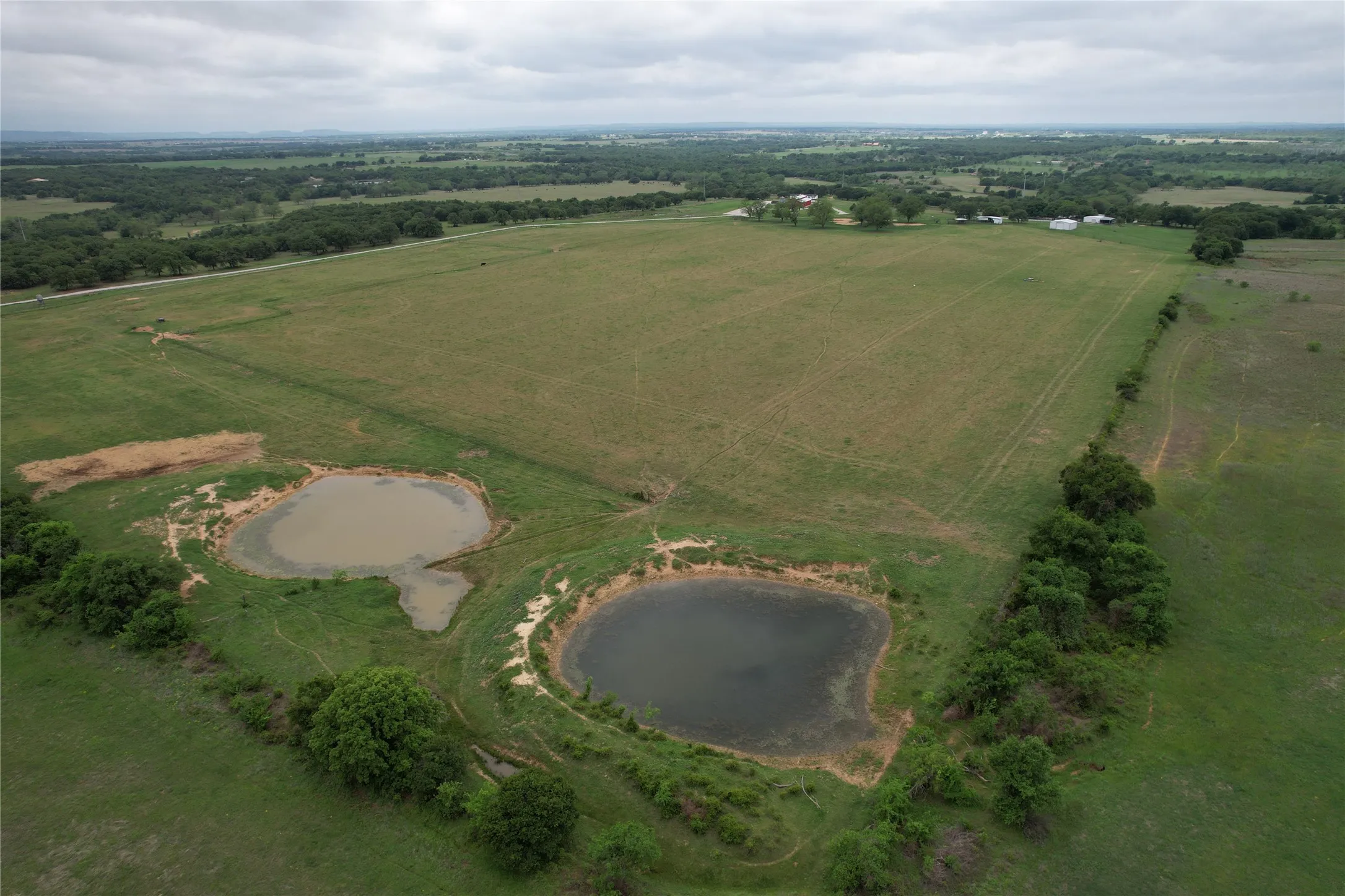 Farm For Sale in Comanche County , 5300 Highway 2247, De Leon, Texas 76444, 3 Bedrooms, 3 Bathrooms, 3 Garage spaces, 2,185 Sqft, built in 1988, Price $2,100,000, mls#21138429, Real Estate Agent in De Leon, Homes For Sale in Comanche county, Homes For Sale in De Leon, Realtor in De Leon Texas, Real Estate Brokerage Independent Realty Texas, Luminita Cordes Realtor