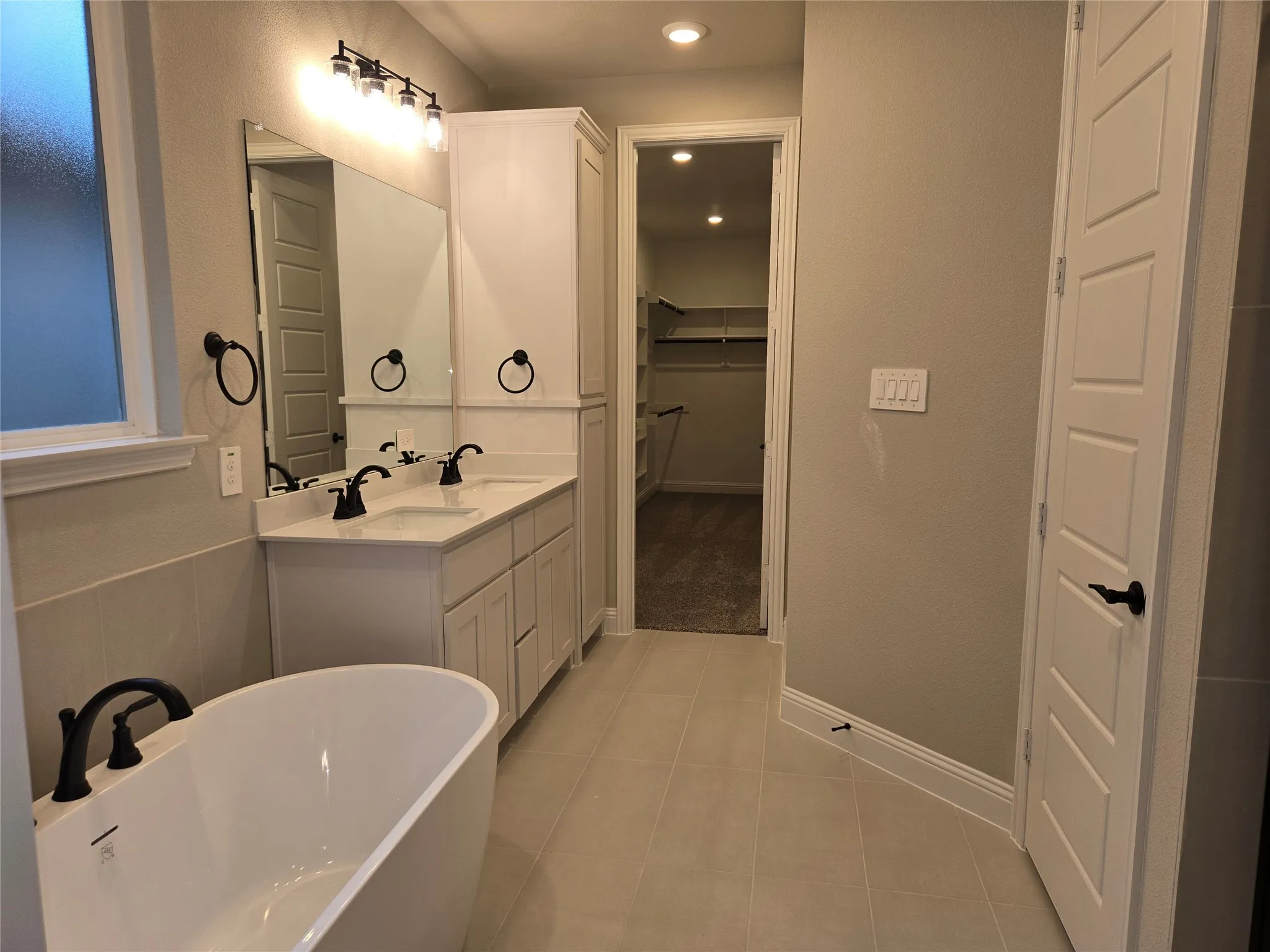 Single Family Residence For Sale in Dallas County , 7208 Bayhill Lane, Rowlett, Texas 75088, 4 Bedroom, 4 Bathroom, 2 Garage spaces, 2,485 Sqft, built in 2025, New Construction - Complete, mls#21138486, Real Estate Agent in Rowlett, Homes For Sale in Dallas county, Homes For Sale in Rowlett, Realtor in Rowlett Texas, Real Estate Brokerage Independent Realty Texas, Luminita Cordes Realtor