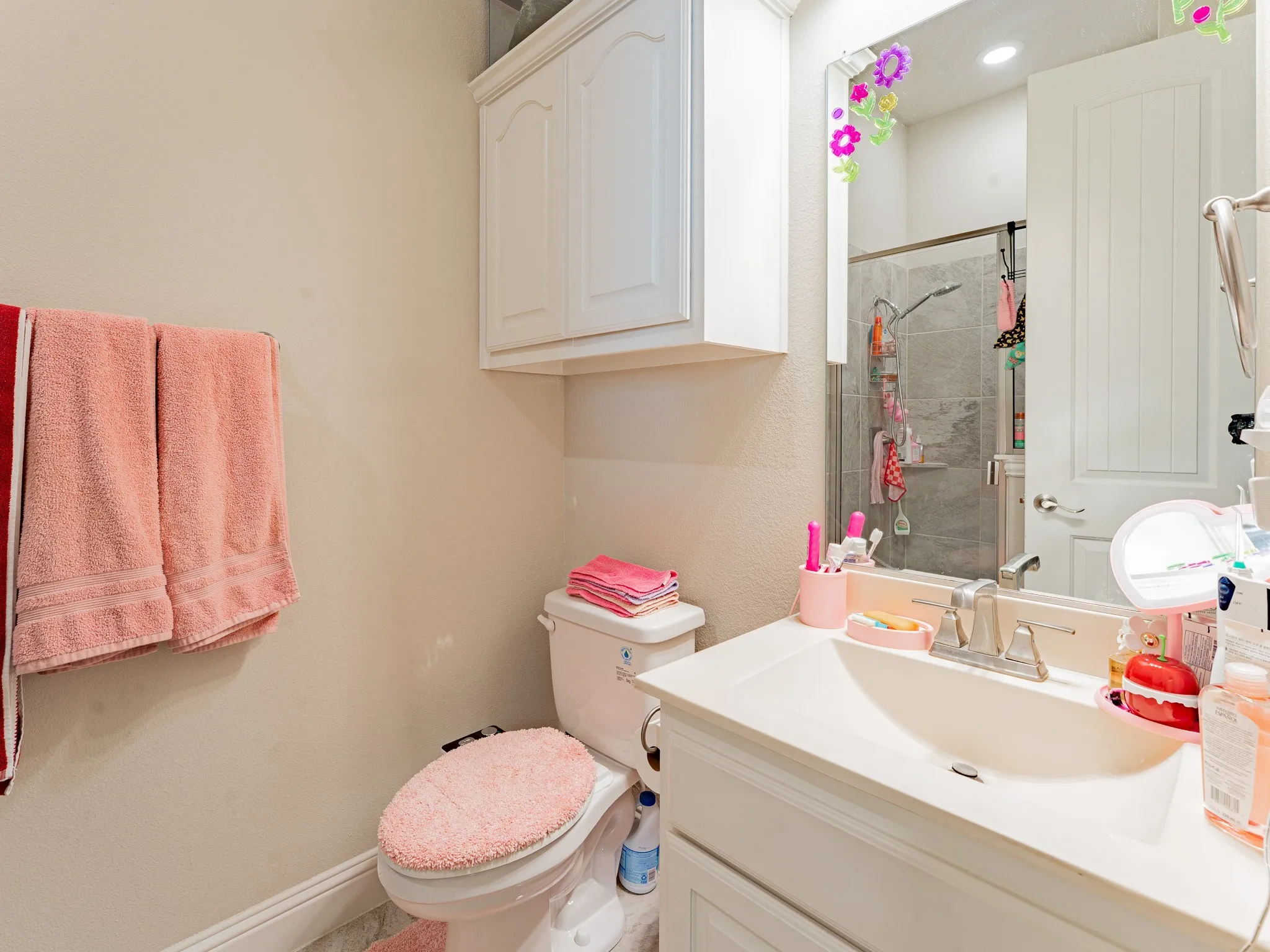 Single Family Residence For Sale in Ellis County , 2630 Flatbush Avenue, Midlothian, Texas 76065, 5 Bedroom, 5 Bathroom, 3 Garage spaces, 4,570 Sqft, built in 2019, mls#21138146, Real Estate Agent in Midlothian, Homes For Sale in Ellis county, Homes For Sale in Midlothian, Realtor in Midlothian Texas, Real Estate Brokerage Independent Realty Texas, Luminita Cordes Realtor