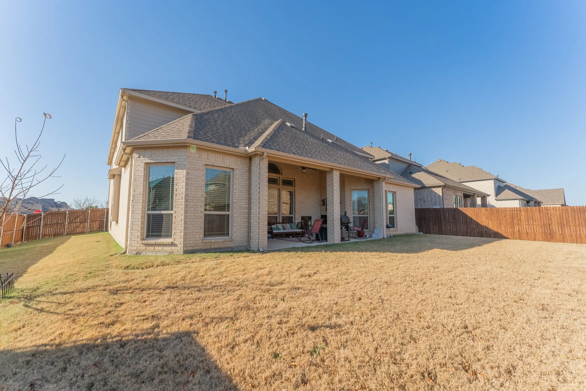 Single Family Residence For Sale in Ellis County , 2630 Flatbush Avenue, Midlothian, Texas 76065, 5 Bedroom, 5 Bathroom, 3 Garage spaces, 4,570 Sqft, built in 2019, mls#21138146, Real Estate Agent in Midlothian, Homes For Sale in Ellis county, Homes For Sale in Midlothian, Realtor in Midlothian Texas, Real Estate Brokerage Independent Realty Texas, Luminita Cordes Realtor