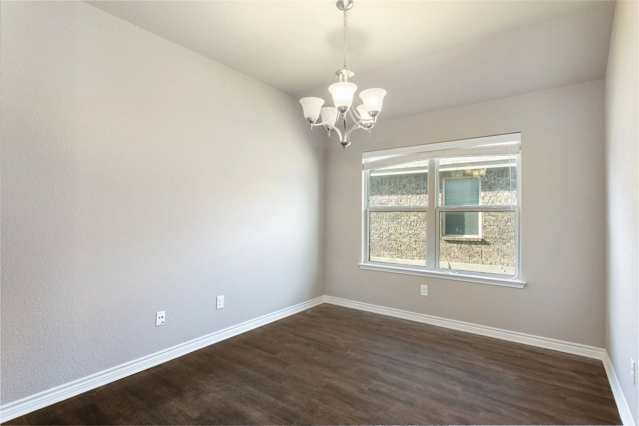 Single Family Residence For Sale in Denton County , 1408 Villa Paloma Boulevard, Little Elm, Texas 75068, 4 Bedroom, 3 Bathroom, 2 Garage spaces, 2,018 Sqft, built in 2013, Preowned, mls#21138604, Real Estate Agent in Little Elm, Homes For Sale in Denton county, Homes For Sale in Little Elm, Realtor in Little Elm Texas, Real Estate Brokerage Independent Realty Texas, Luminita Cordes Realtor